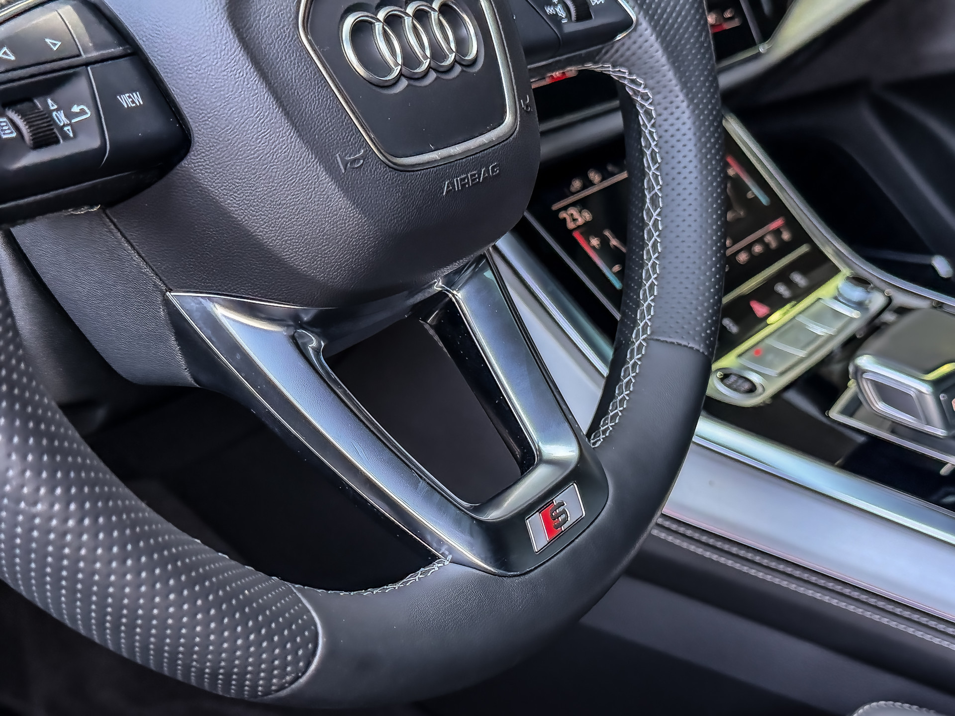 Audi Q8 60 TFSIe 462PK Quattro Pro Line S Competition | Audi occasion