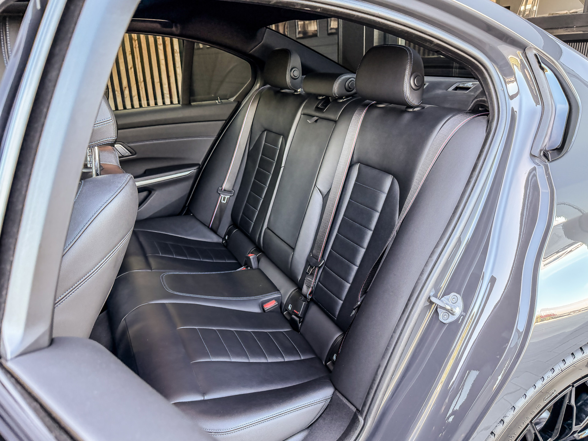 BMW 3-serie 330e 292PK M-Sport Plus | BMW occasion