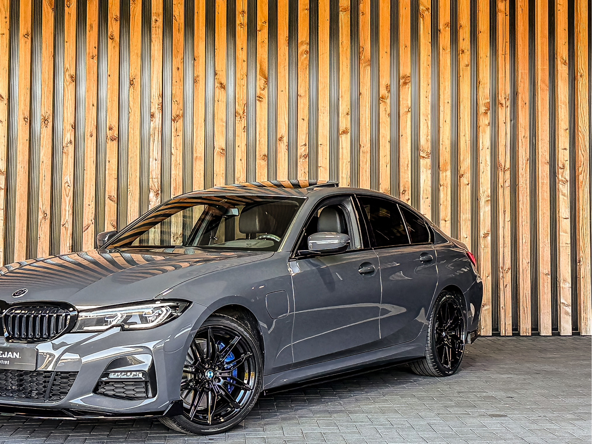 BMW 3-serie 330e 292PK M-Sport Plus | BMW occasion