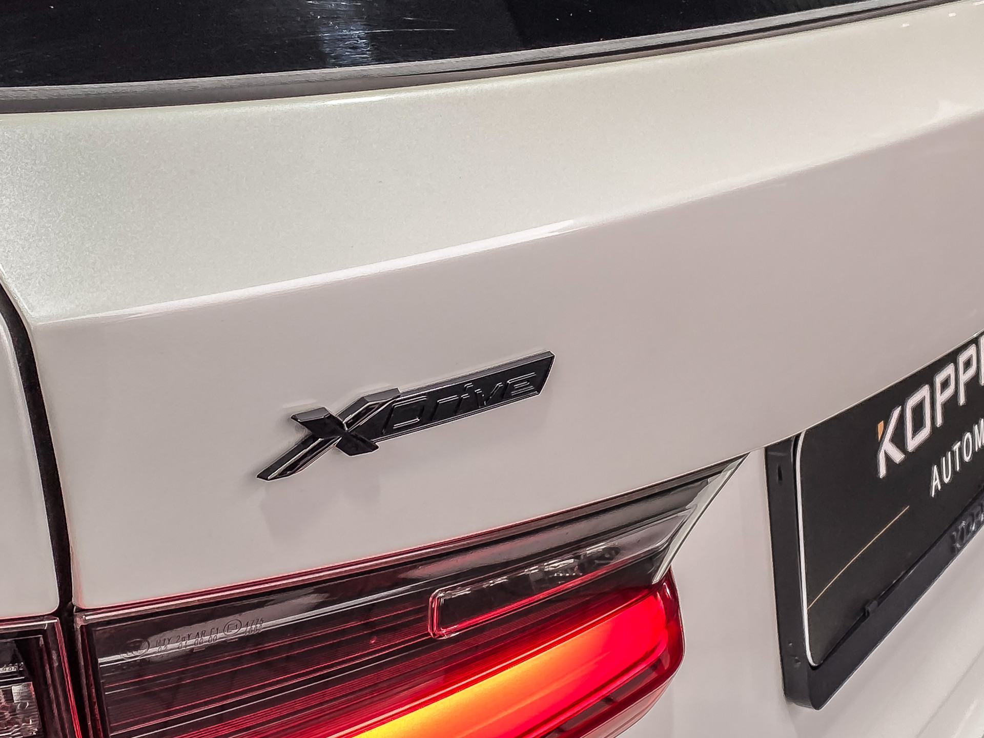 BMW 3 Serie Touring 330e 292PK xDrive High Executive M-Sport Pro | BMW occasion