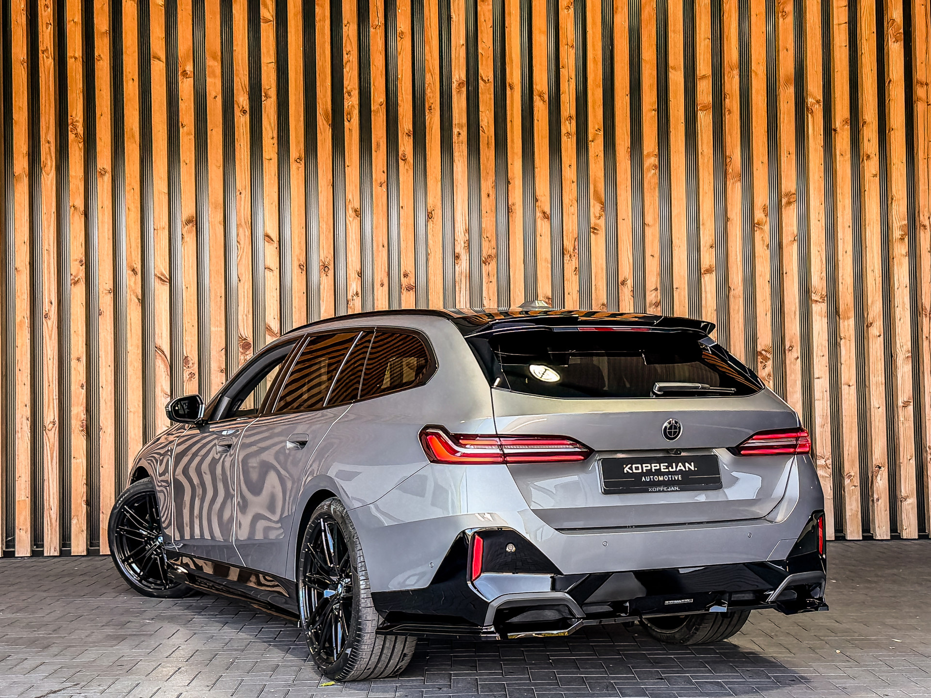 BMW 5 Serie Touring 550e xDrive 490PK M-Sport | BMW occasion