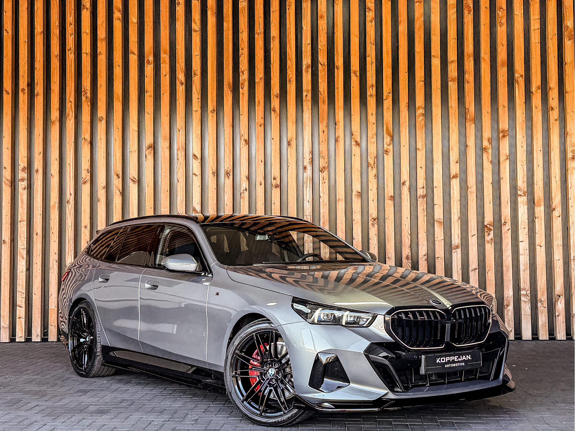 BMW 5 Serie Touring 550e xDrive 490PK M-Sport | BMW occasion