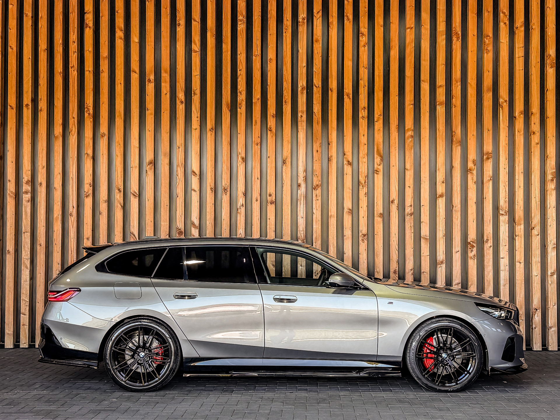 BMW 5 Serie Touring 550e xDrive 490PK M-Sport | BMW occasion