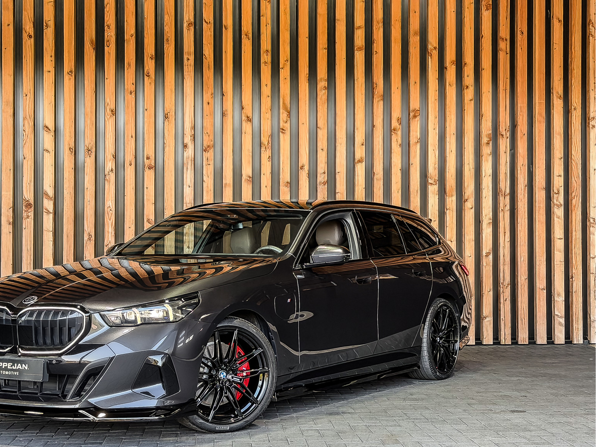 BMW 5 Serie Touring 550e xDrive 490PK M-Sport | BMW occasion