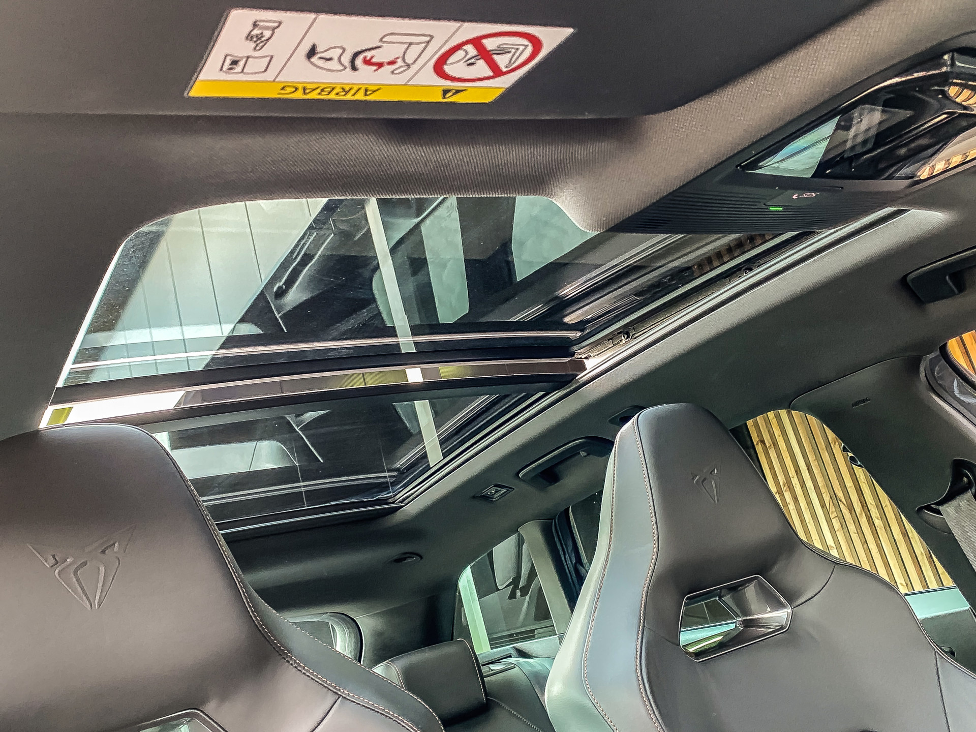 CUPRA Leon Sportstourer 1.4 e-Hybrid VZ 245PK Automaat | CUPRA occasion