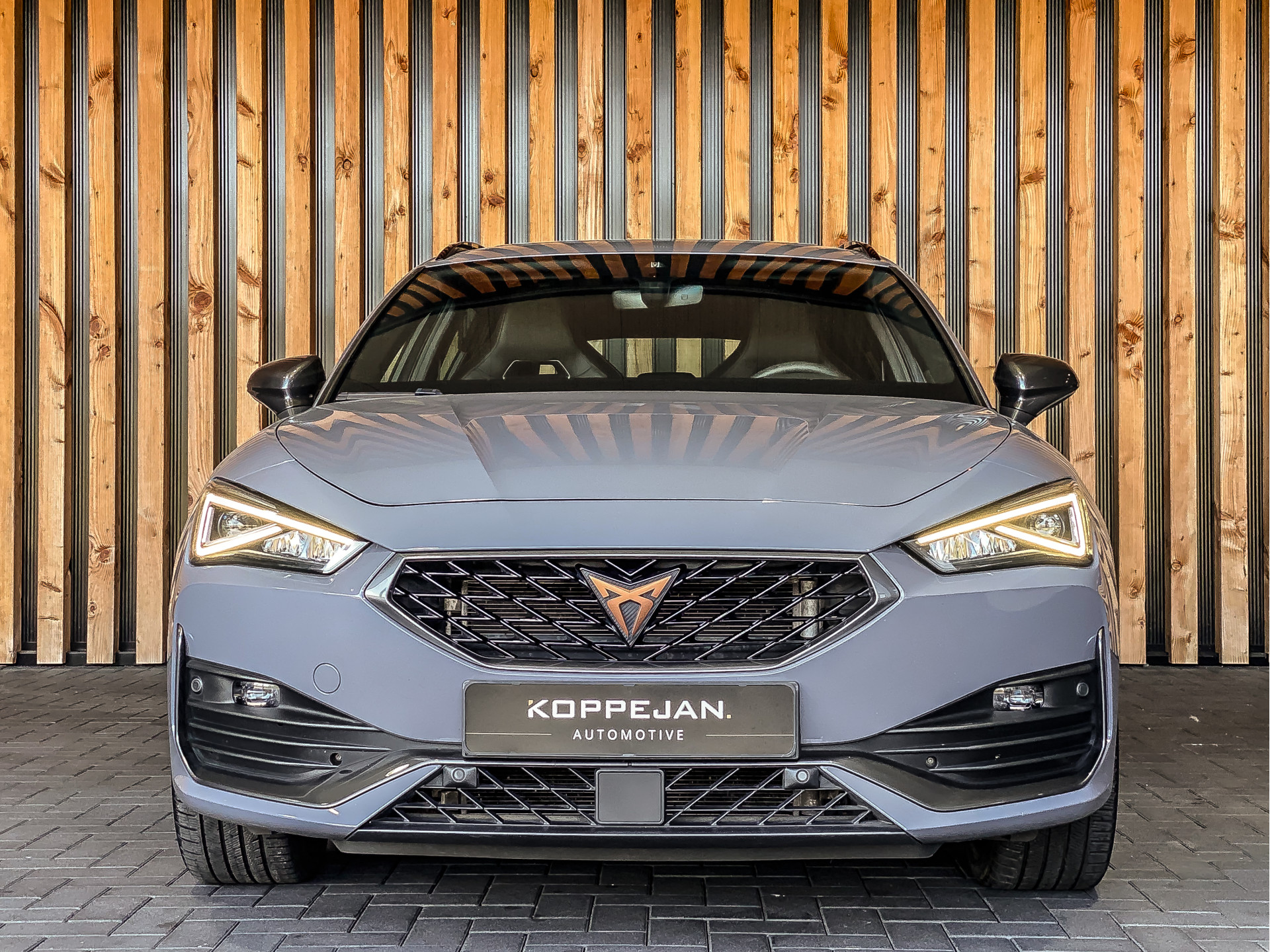 CUPRA Leon Sportstourer 1.4 e-Hybrid VZ 245PK Automaat | CUPRA occasion