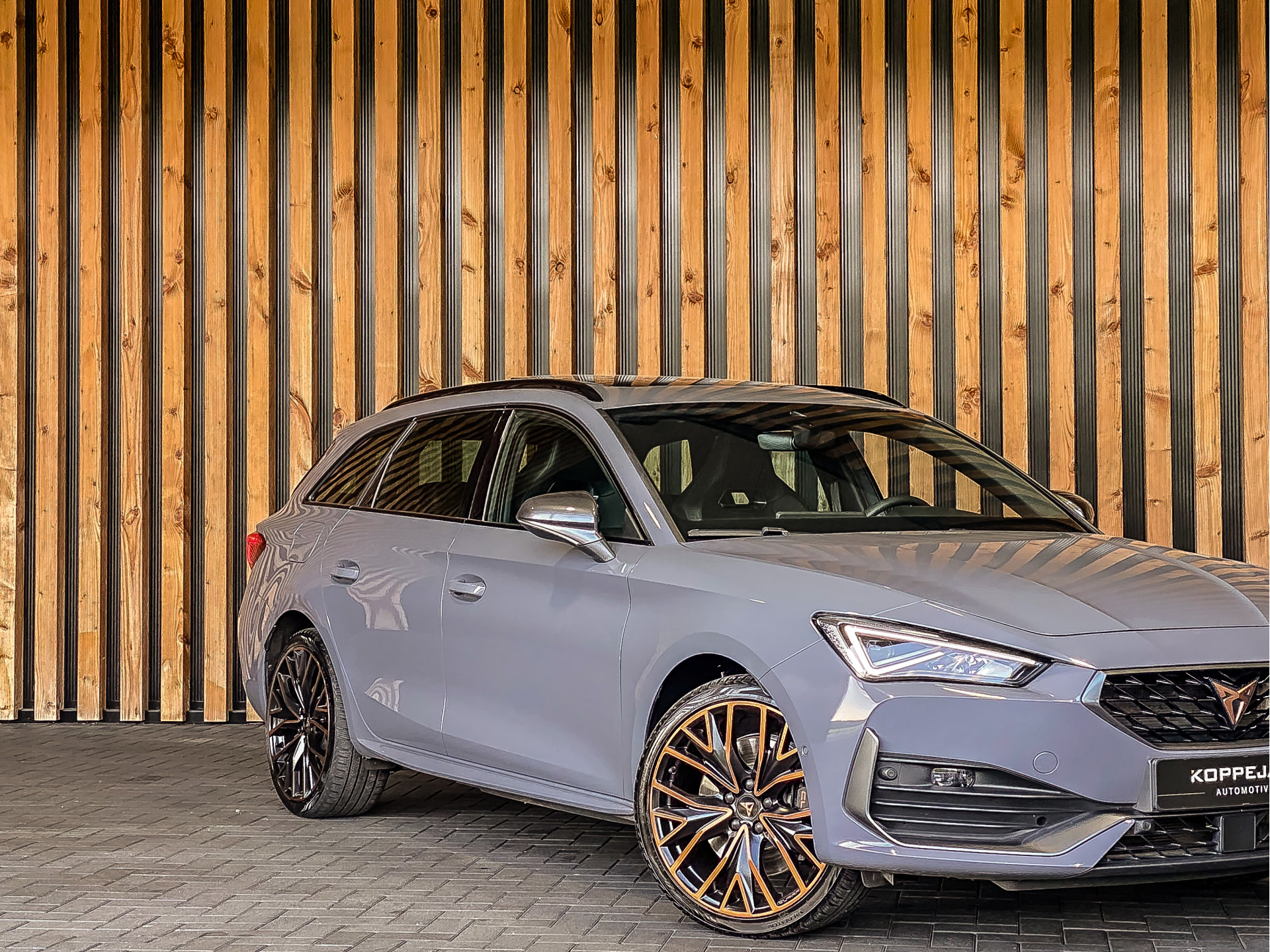 CUPRA Leon Sportstourer 1.4 e-Hybrid VZ 245PK Automaat | CUPRA occasion
