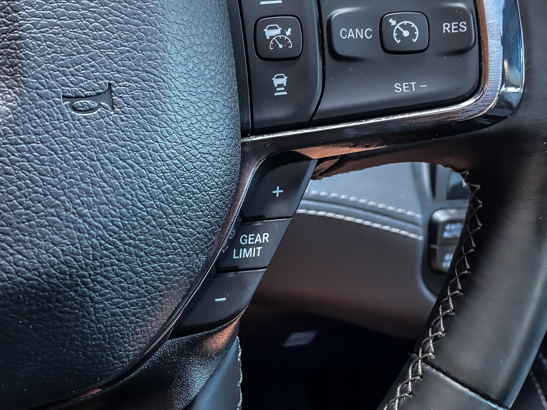 Dodge Ram 1500 5.7 V8 Hemi eTorque 402PK Limited | Dodge occasion