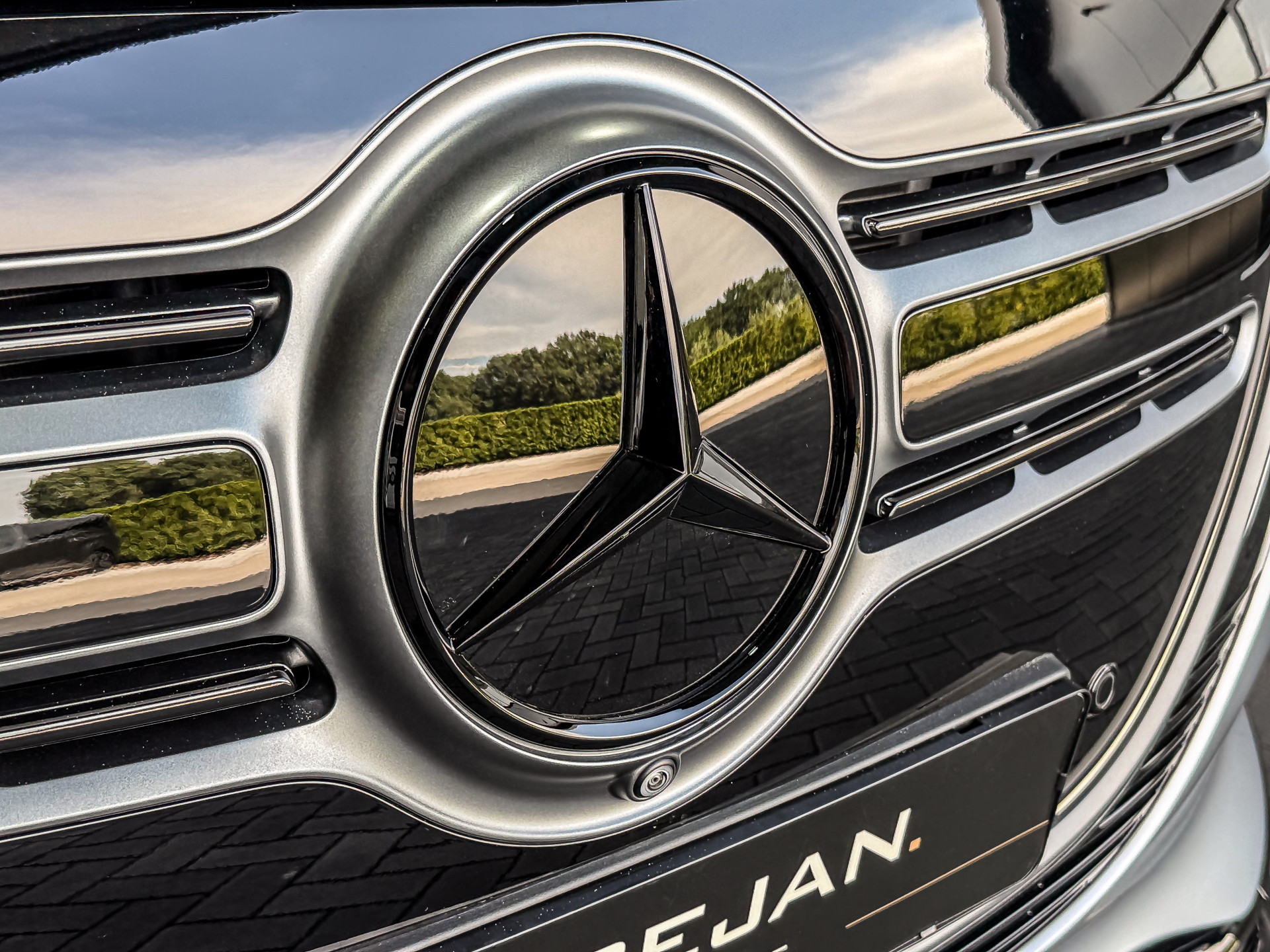 Mercedes-Benz EQV 300 AMG L2 90kWh 8-Persoons | Mercedes-Benz occasion