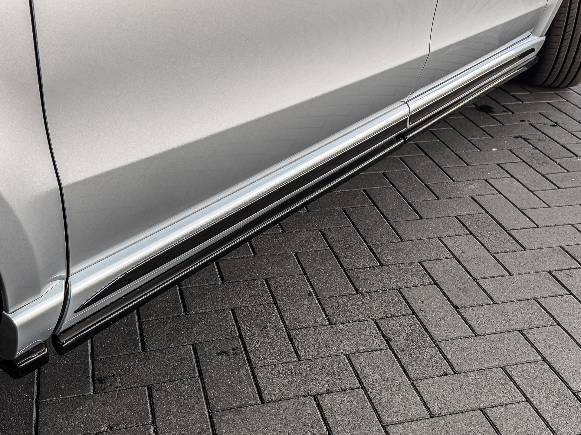 Mercedes-Benz EQV 300 AMG L2 90kWh 8-Persoons | Mercedes-Benz occasion