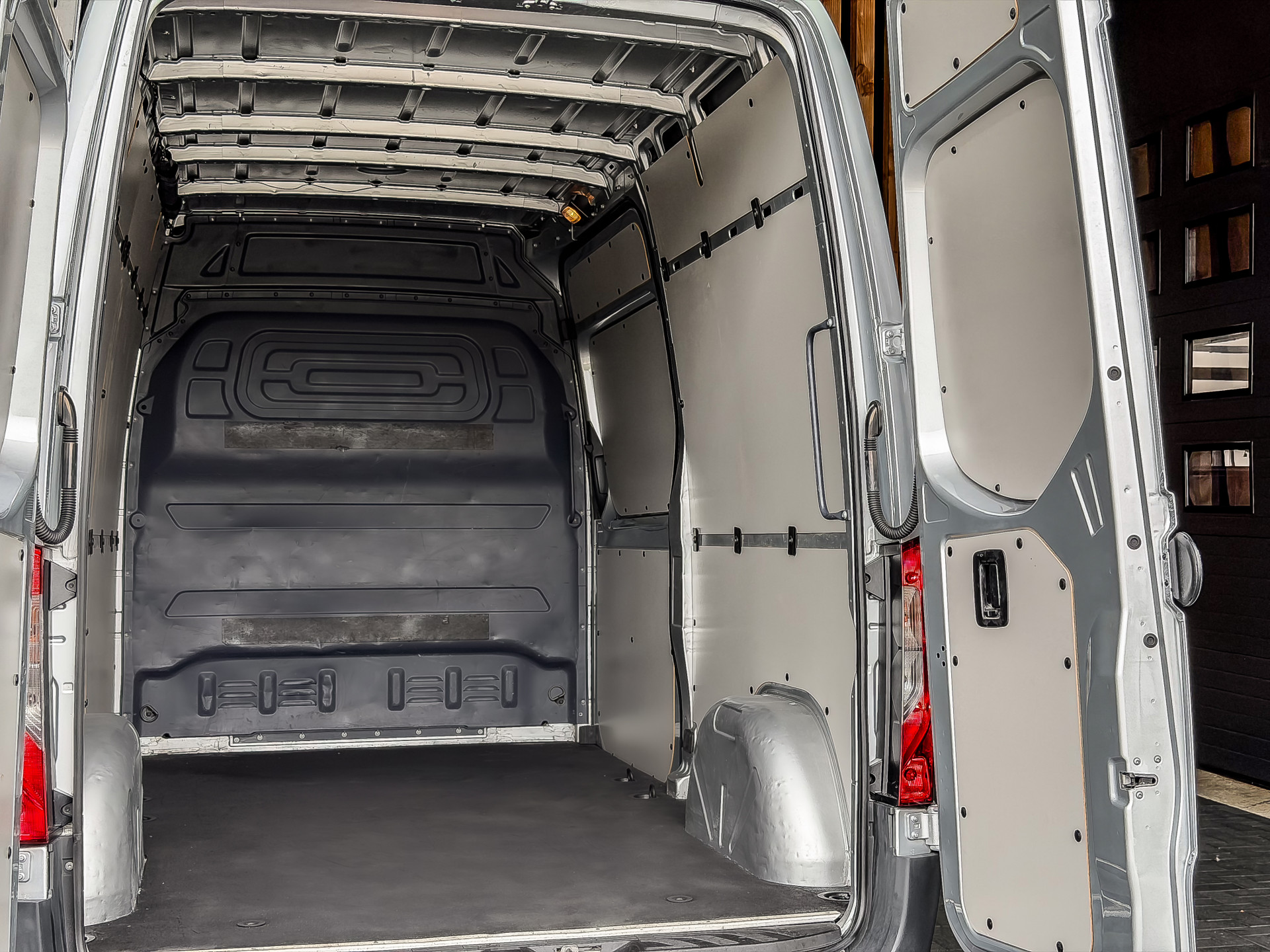 Mercedes-Benz Sprinter 1.9 CDI 150PK Automaat L2H2 Bestelwagen | Mercedes-Benz occasion