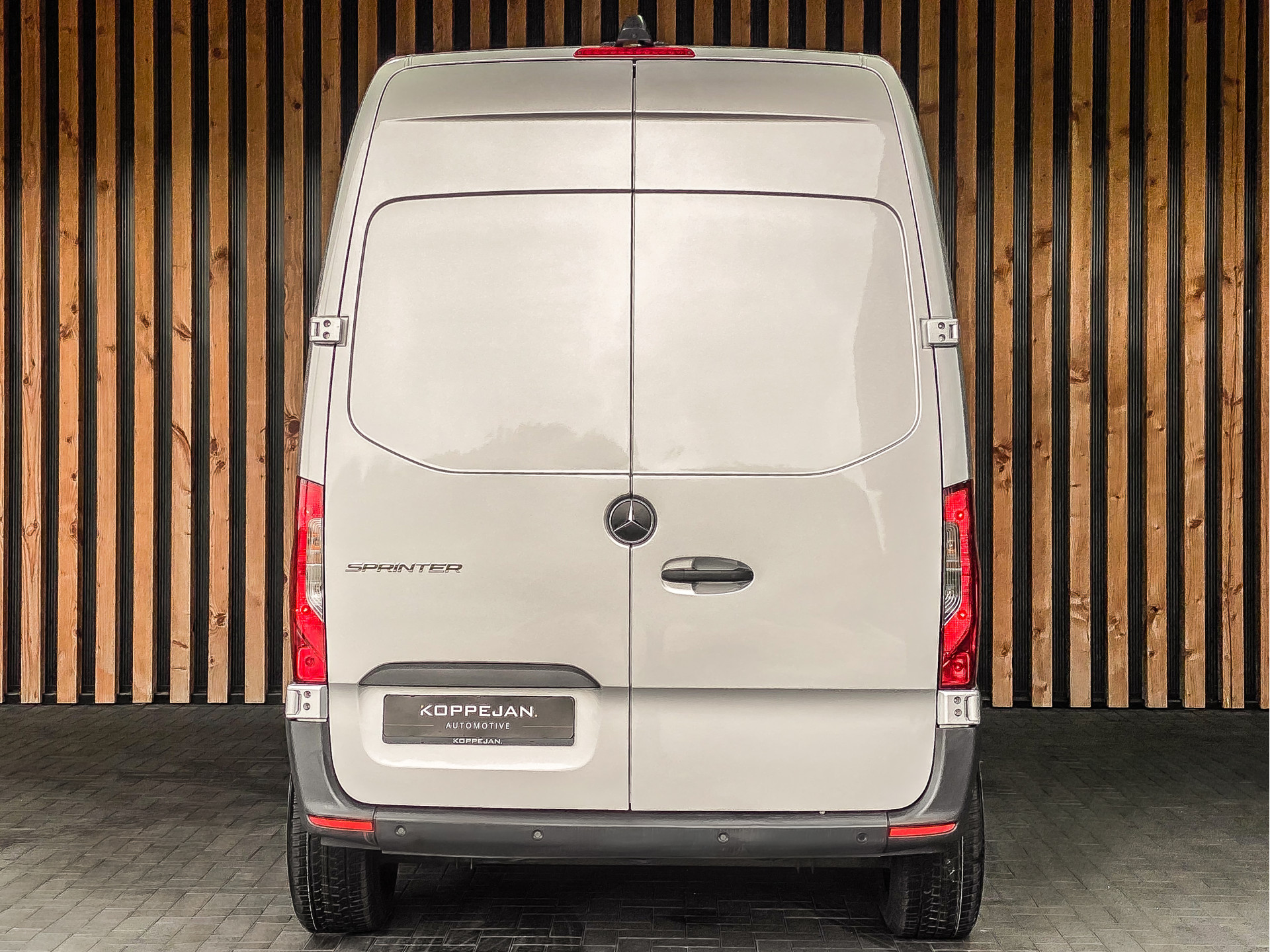 Mercedes-Benz Sprinter 1.9 CDI 150PK Automaat L2H2 Bestelwagen | Mercedes-Benz occasion