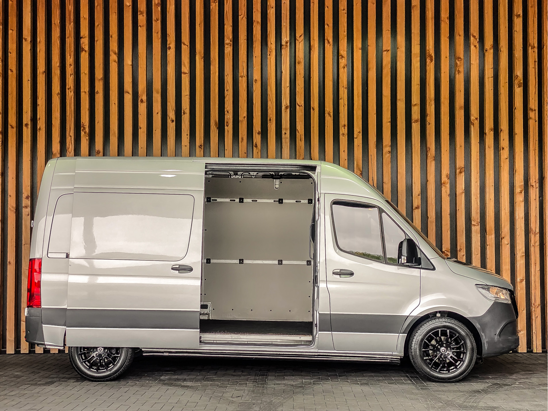 Mercedes-Benz Sprinter 1.9 CDI 150PK Automaat L2H2 Bestelwagen | Mercedes-Benz occasion