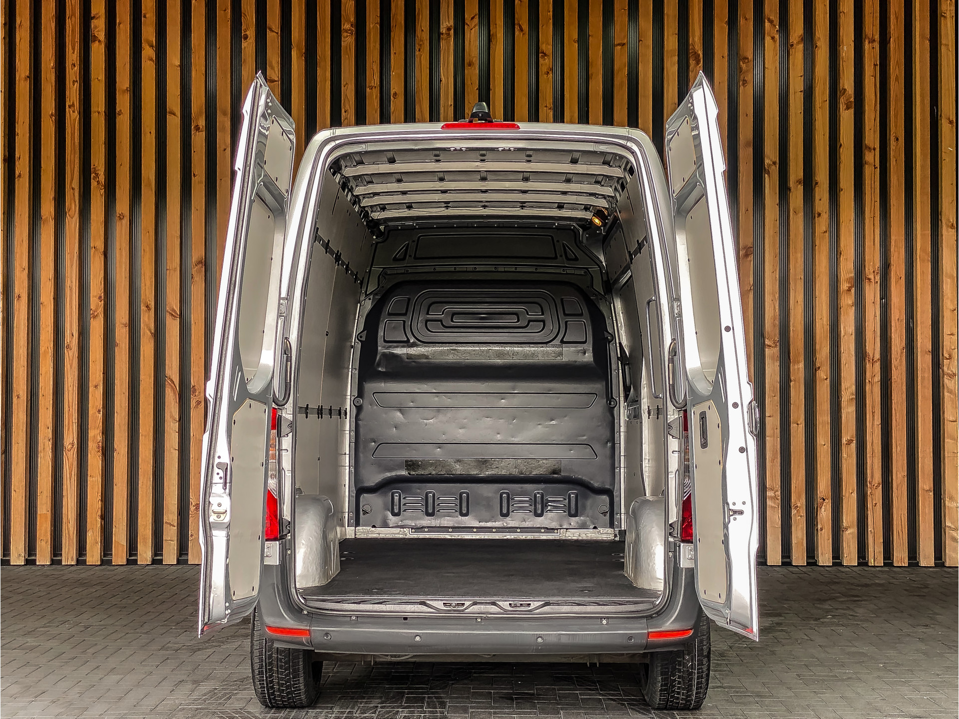 Mercedes-Benz Sprinter 1.9 CDI 150PK Automaat L2H2 Bestelwagen | Mercedes-Benz occasion