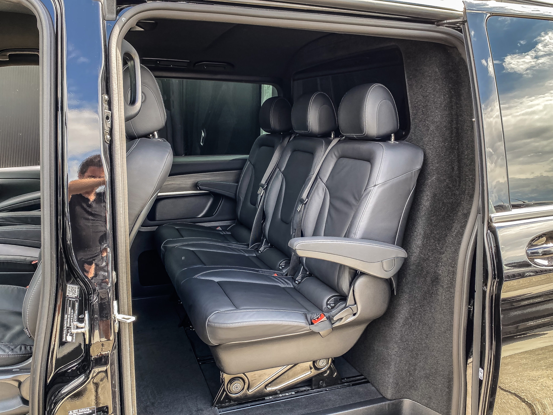 Mercedes-Benz V-Klasse 300d Extra Lang Avantgarde Dubbele Cabine | Mercedes-Benz occasion