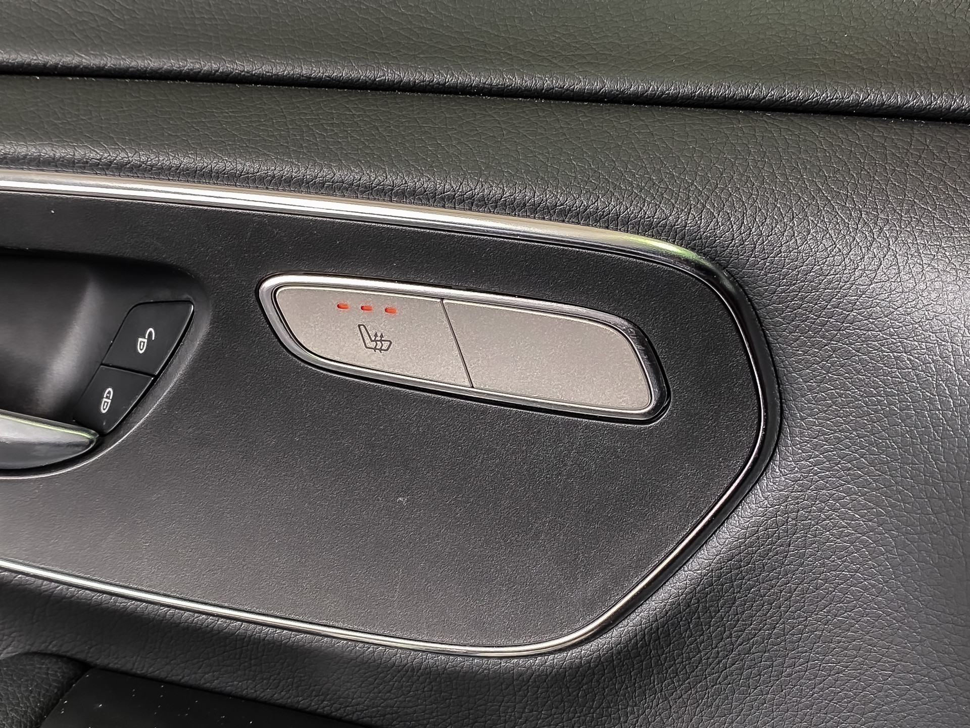 Mercedes-Benz V-Klasse 300d Extra Lang Avantgarde Dubbele Cabine | Mercedes-Benz occasion