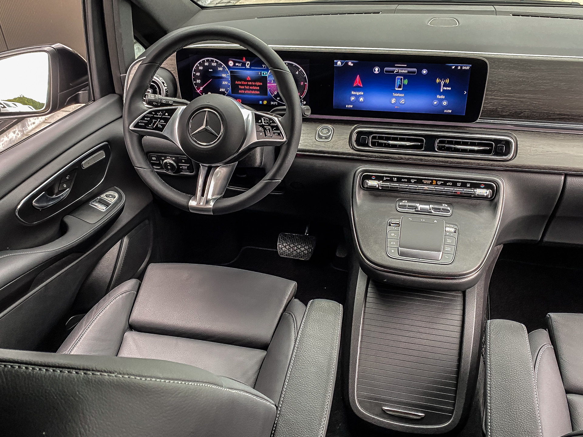 Mercedes-Benz V-Klasse 300d Extra Lang Avantgarde Dubbele Cabine | Mercedes-Benz occasion