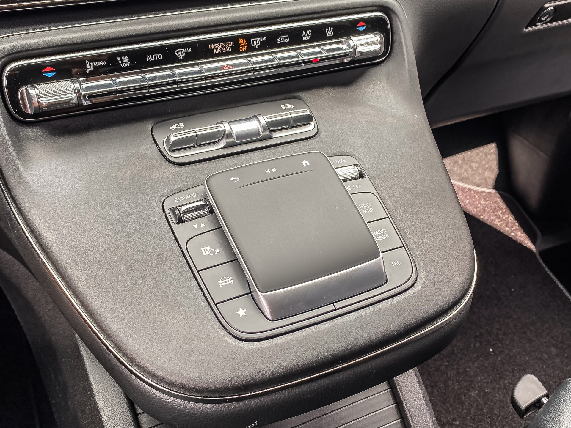 Mercedes-Benz V-Klasse 300d Extra Lang Avantgarde Dubbele Cabine | Mercedes-Benz occasion