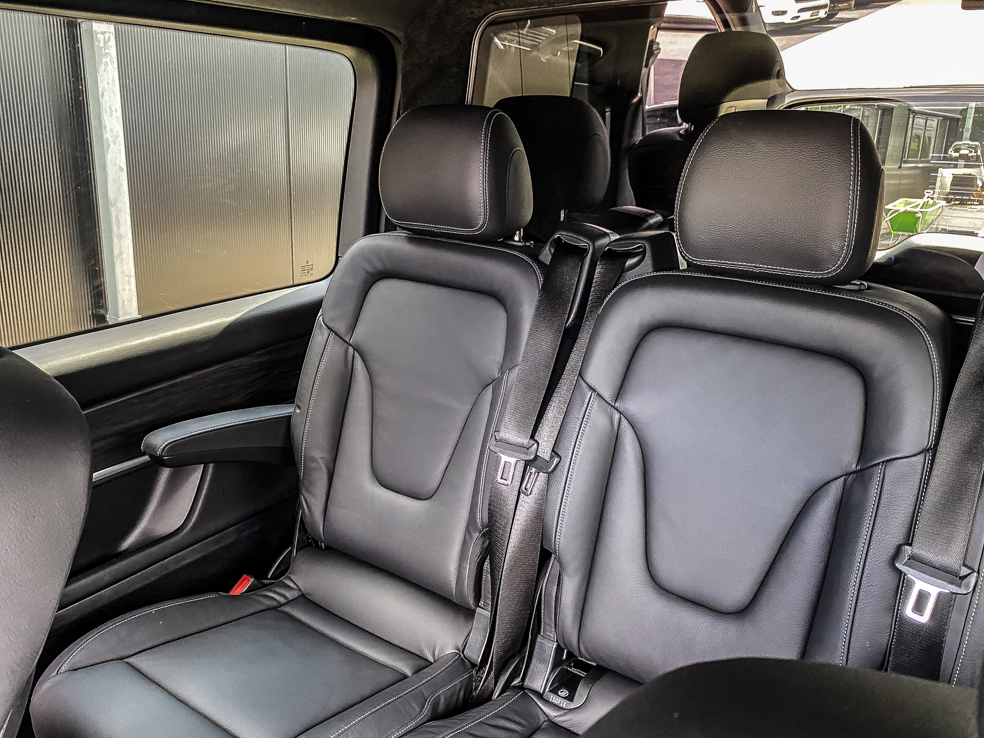 Mercedes-Benz V-Klasse 300d Extra Lang Avantgarde Dubbele Cabine | Mercedes-Benz occasion