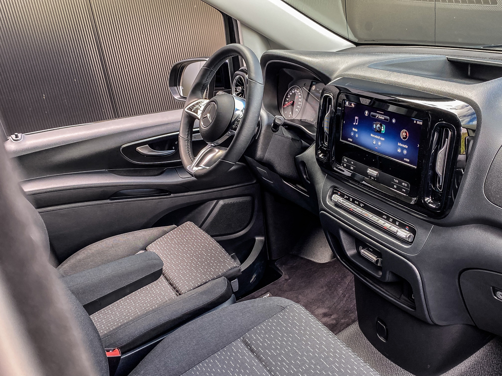 Mercedes-Benz Vito 119 CDI 190PK Automaat Bestelwagen L2 | Mercedes-Benz occasion