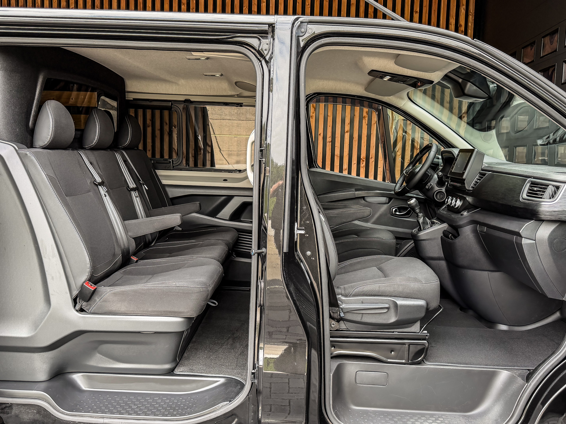 Renault Trafic 2.0 dCi 150PK Dubbele Cabine Luxe L2H1 | Renault occasion