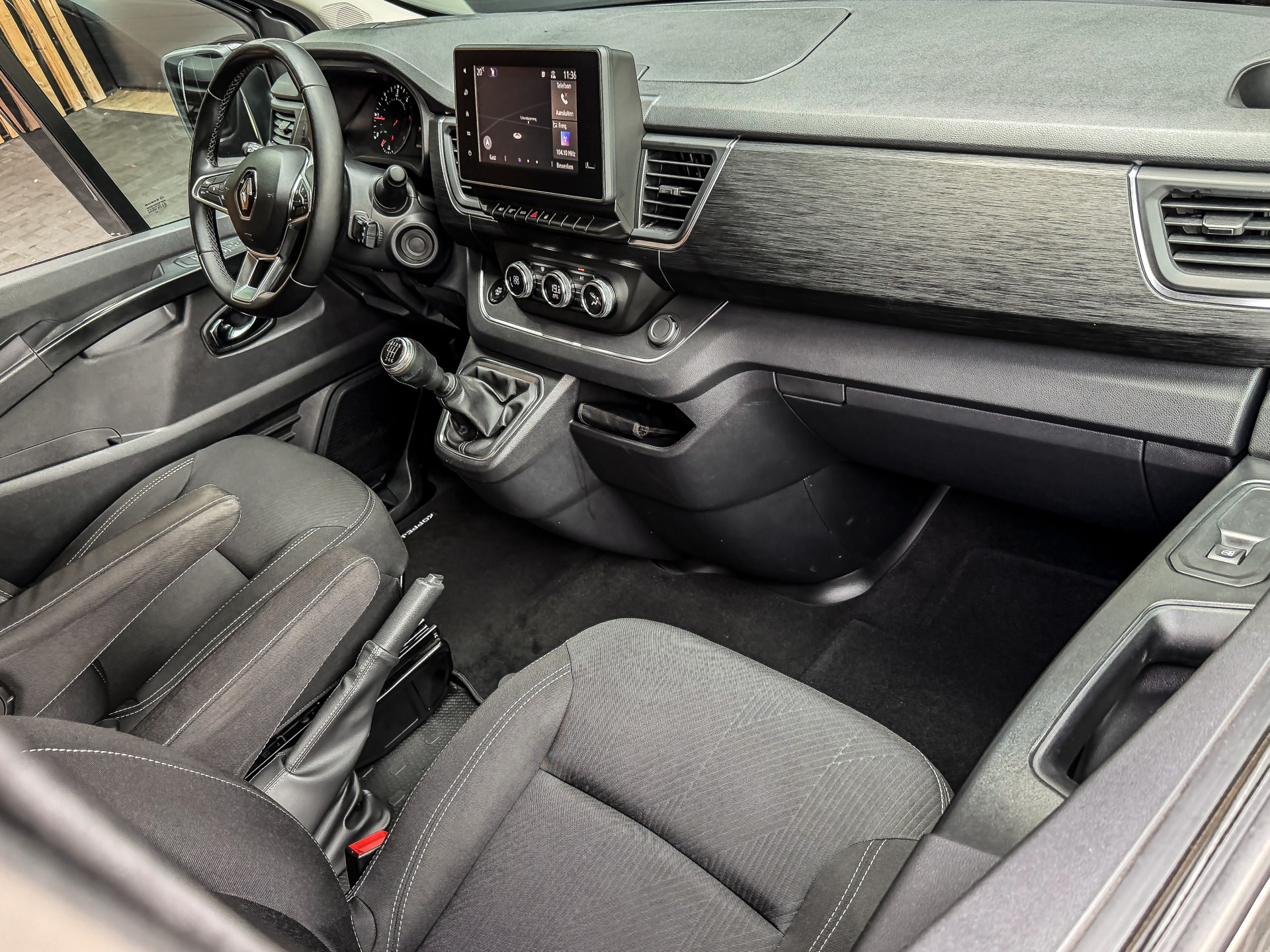 Renault Trafic 2.0 dCi 150PK Dubbele Cabine Luxe L2H1 | Renault occasion