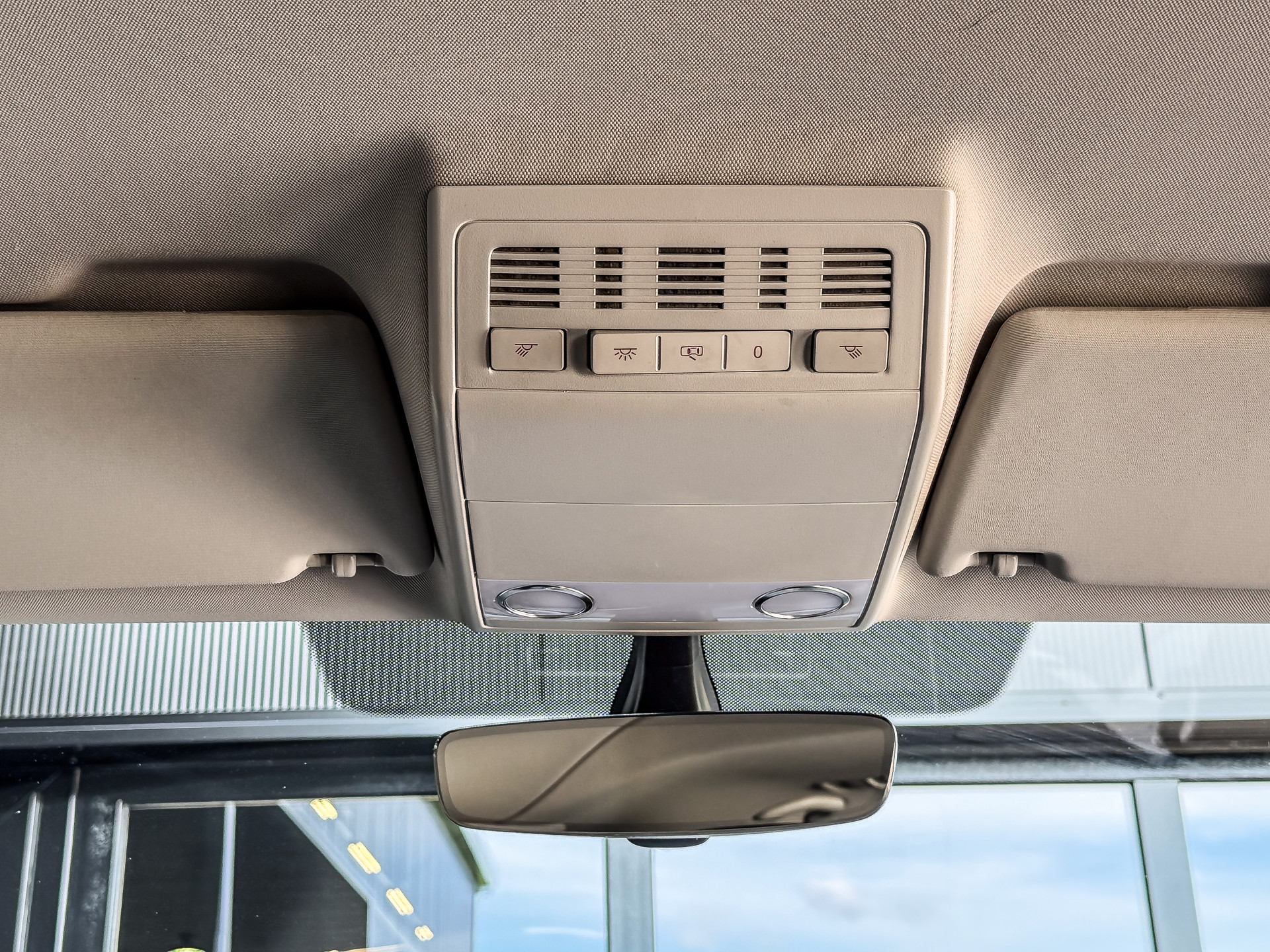 Volkswagen Caravelle 2.0 TDI 204PK DSG Highline Dubbele Cabine | Volkswagen occasion