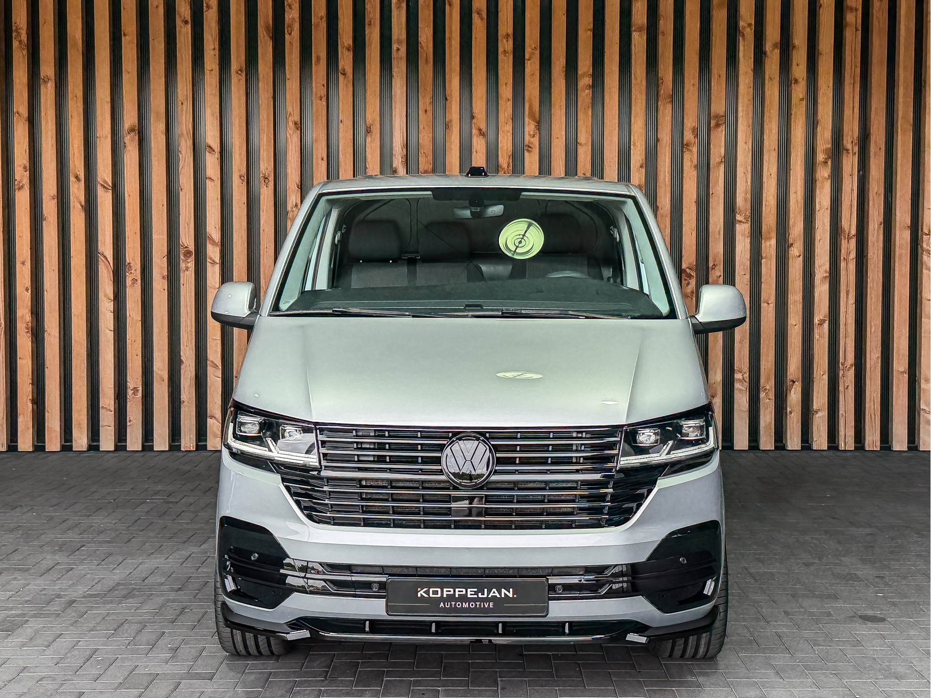 Volkswagen Transporter 2.0 TDI 150PK DSG Bestelwagen L1H1 | Volkswagen occasion