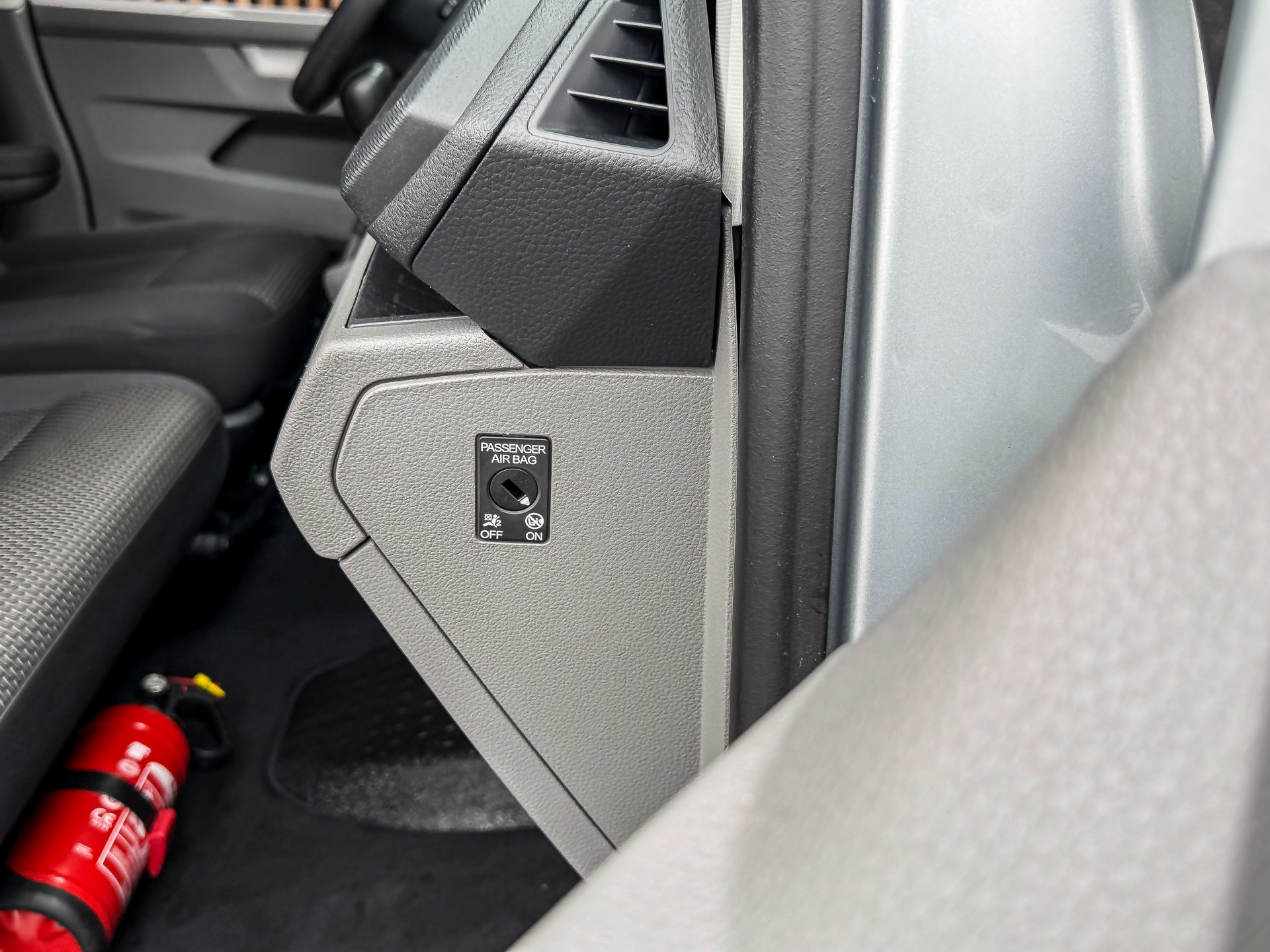 Volkswagen Transporter 2.0 TDI 150PK DSG Bestelwagen L1H1 | Volkswagen occasion