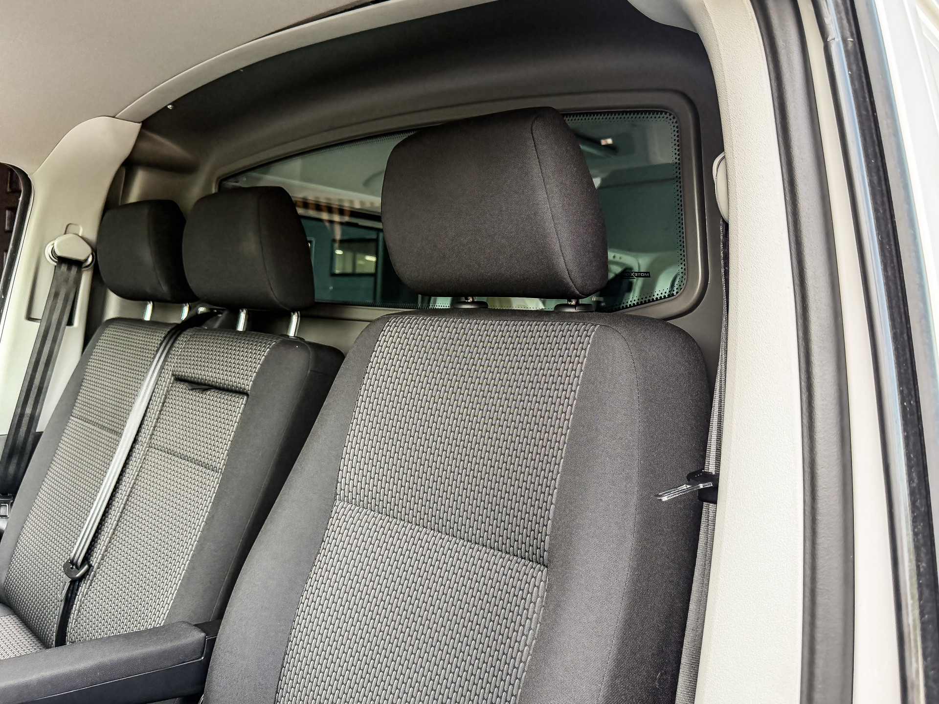 Volkswagen Transporter 2.0 TDI 150PK DSG Bestelwagen L1H1 | Volkswagen occasion