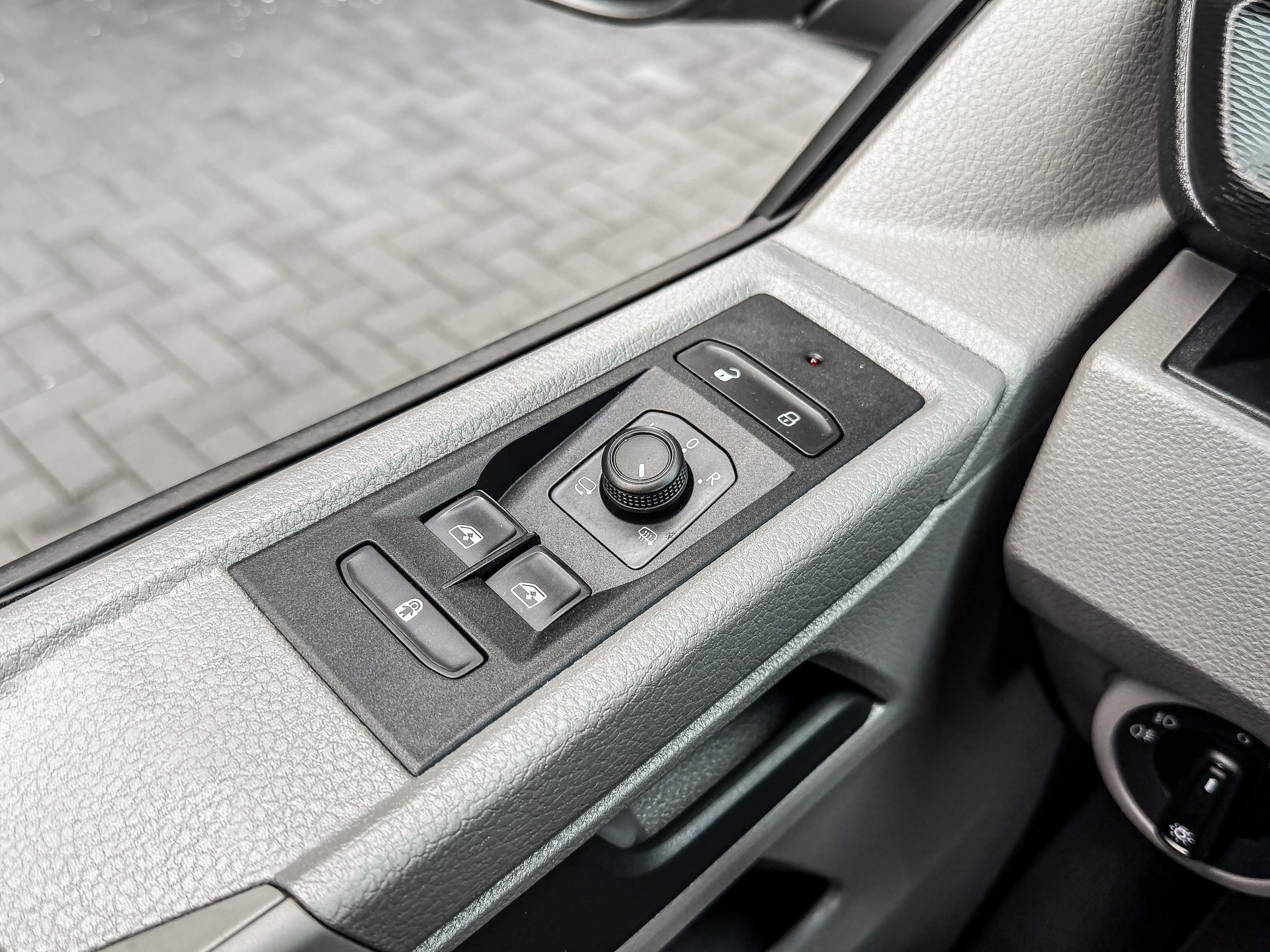 Volkswagen Transporter 2.0 TDI 150PK DSG Bestelwagen L1H1 | Volkswagen occasion