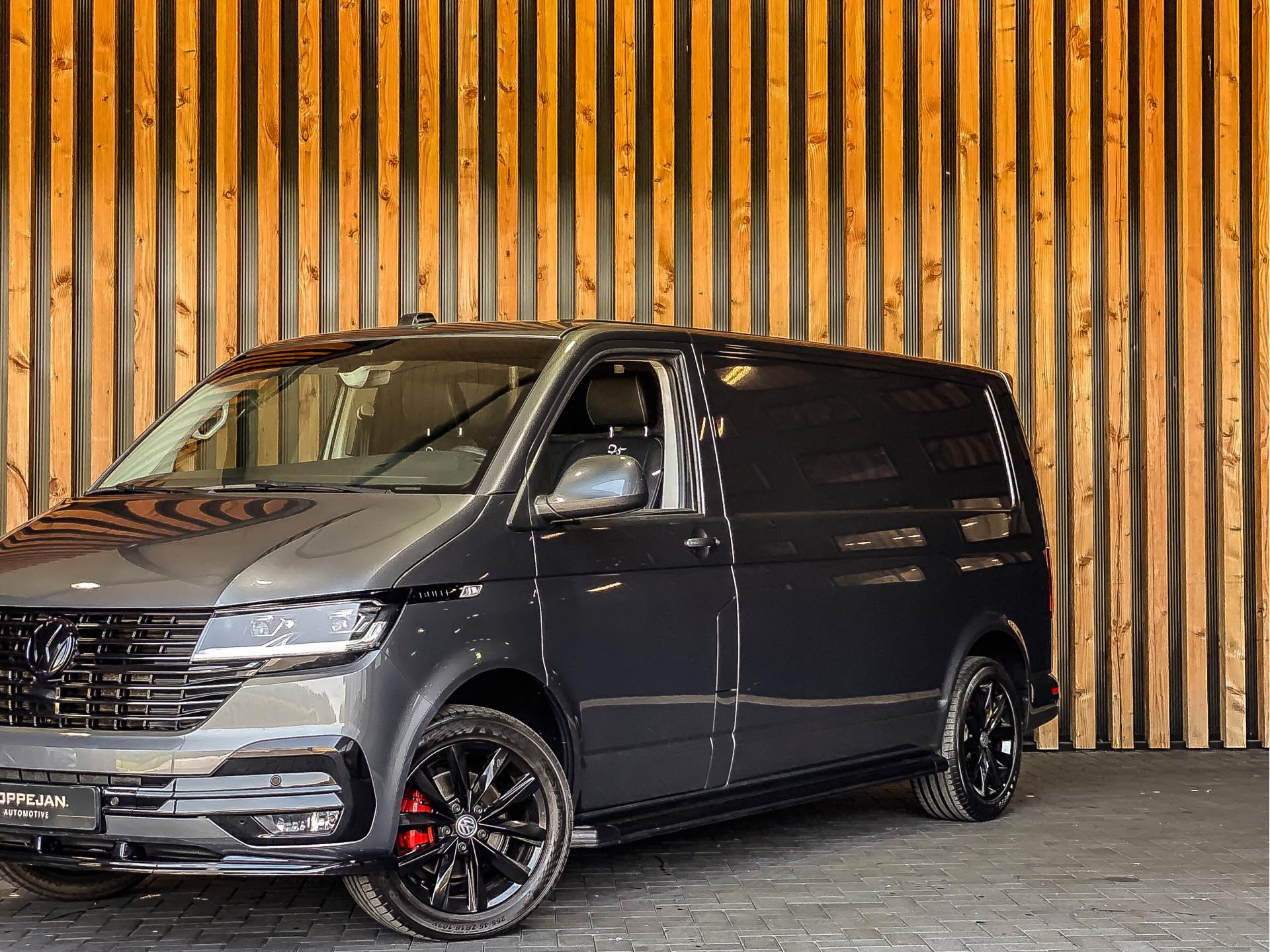 Volkswagen Transporter 2.0 TDI 150PK DSG L2H1 Bestelwagen | Volkswagen occasion