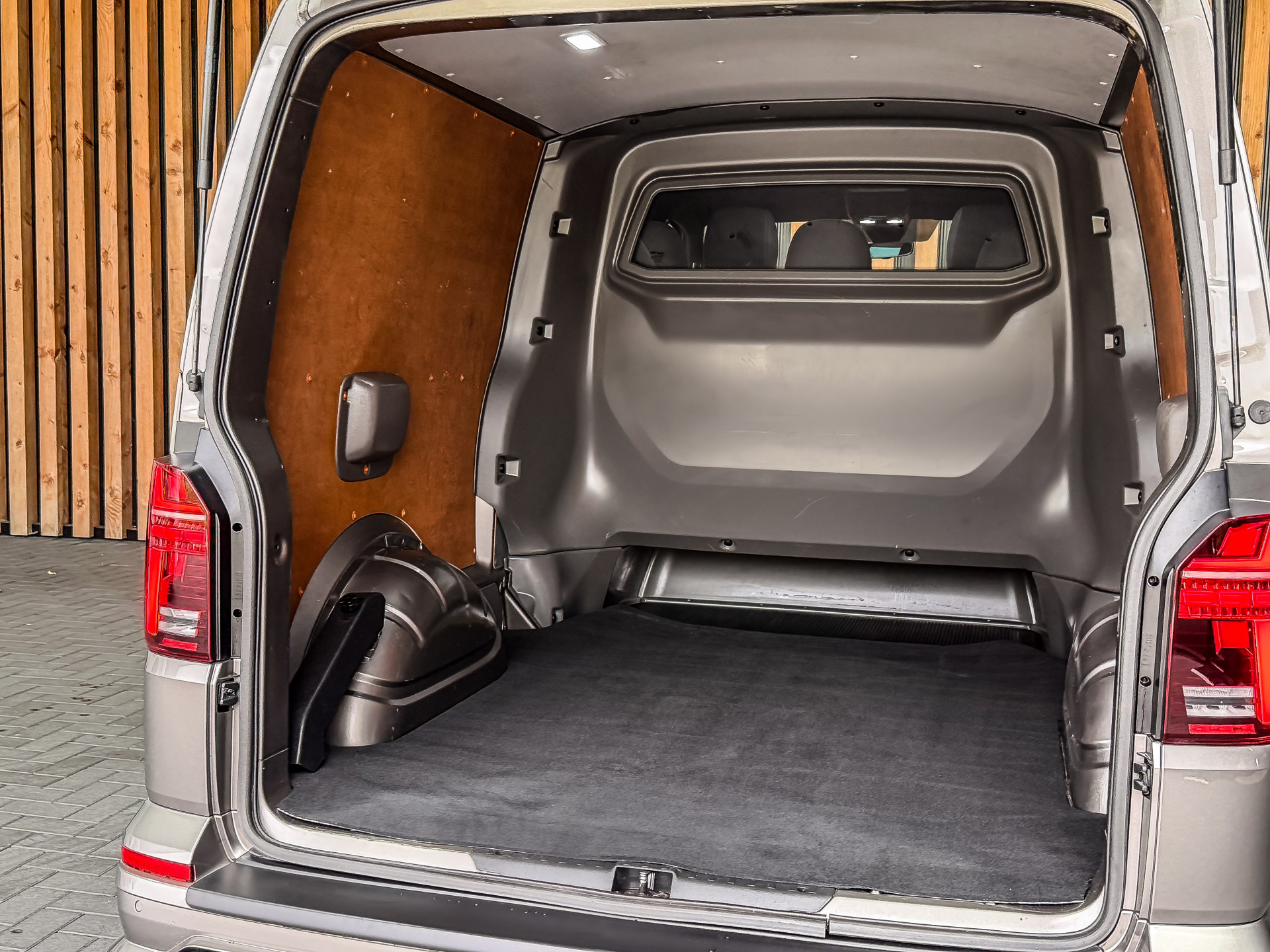 Volkswagen Transporter 2.0 TDI 204PK DSG Bulli ABT Dubbele Cabine L2H1 | Volkswagen occasion
