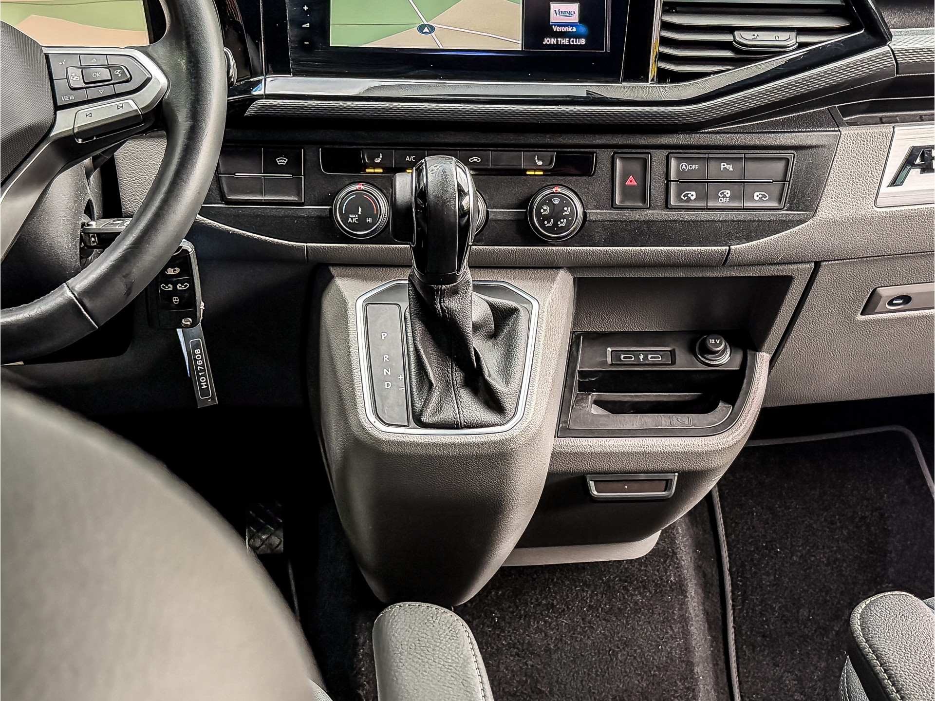 Volkswagen Transporter 2.0 TDI 204PK DSG Bulli ABT Dubbele Cabine L2H1 | Volkswagen occasion