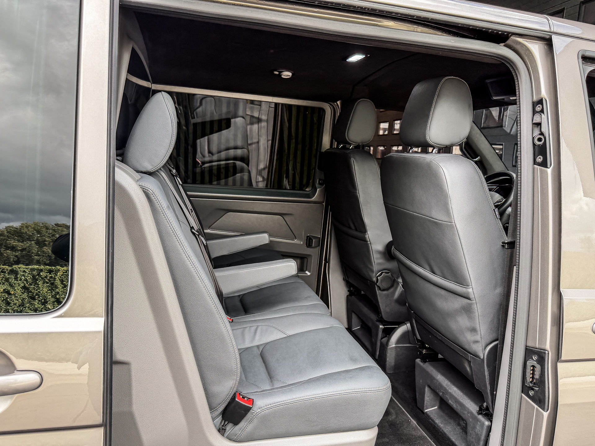 Volkswagen Transporter 2.0 TDI 204PK DSG Bulli ABT Dubbele Cabine L2H1 | Volkswagen occasion