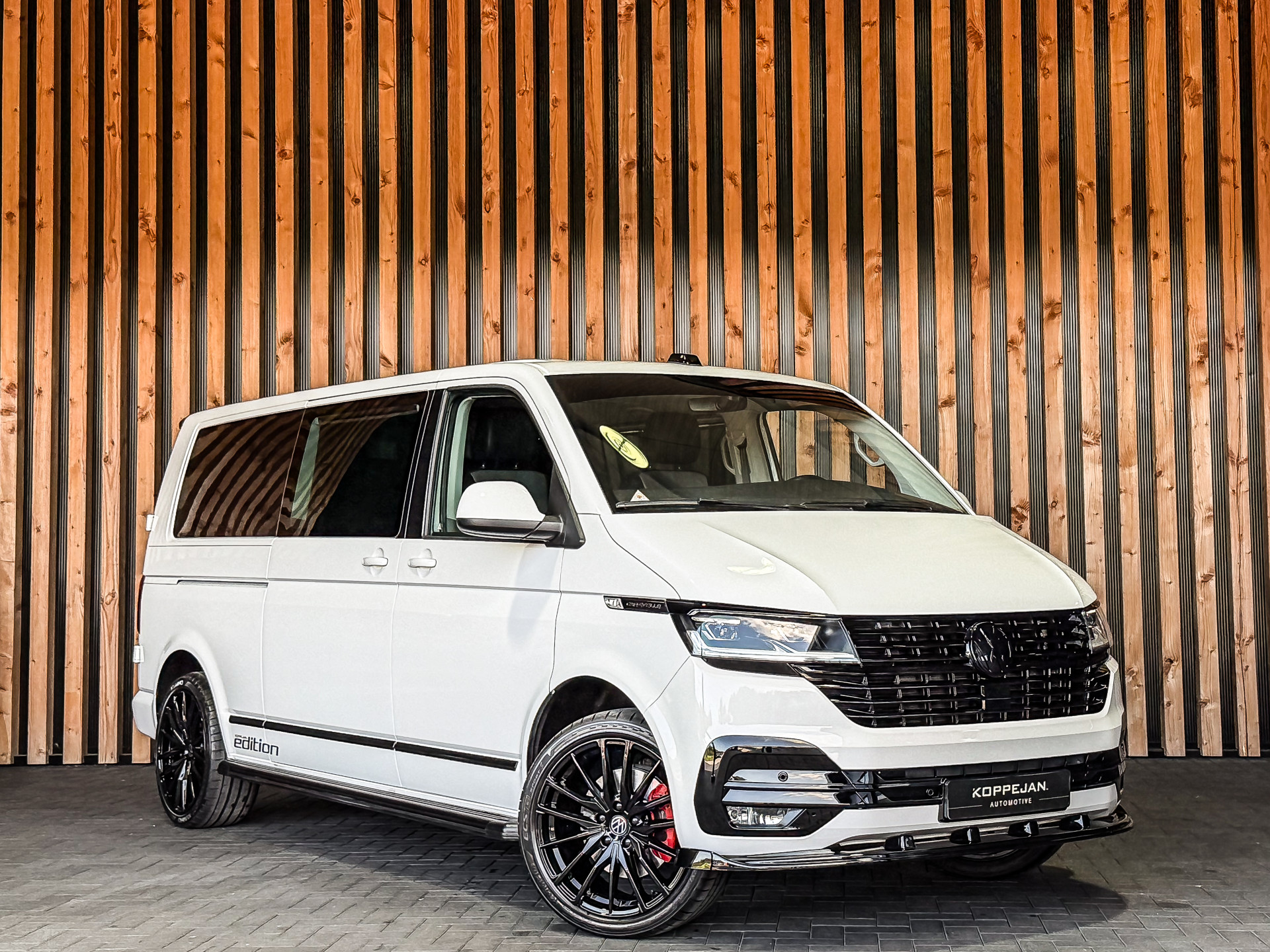 Volkswagen Transporter Caravelle 2.0 TDI 204PK DSG Dubbele Cabine L2H1 | Volkswagen occasion
