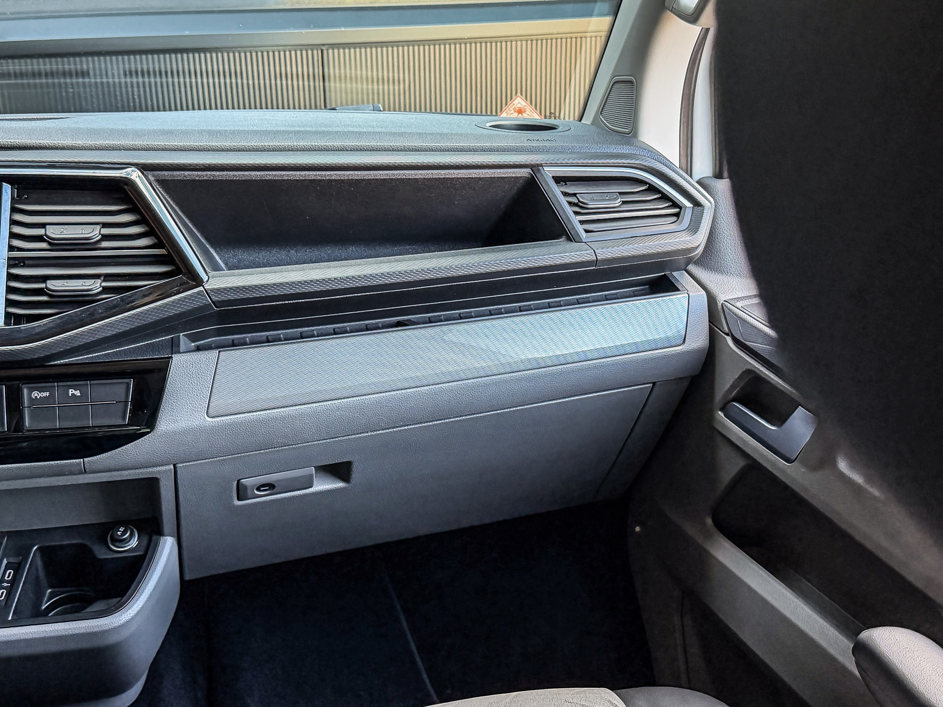 Volkswagen Transporter Caravelle 2.0 TDI 204PK DSG Dubbele Cabine L2H1 | Volkswagen occasion