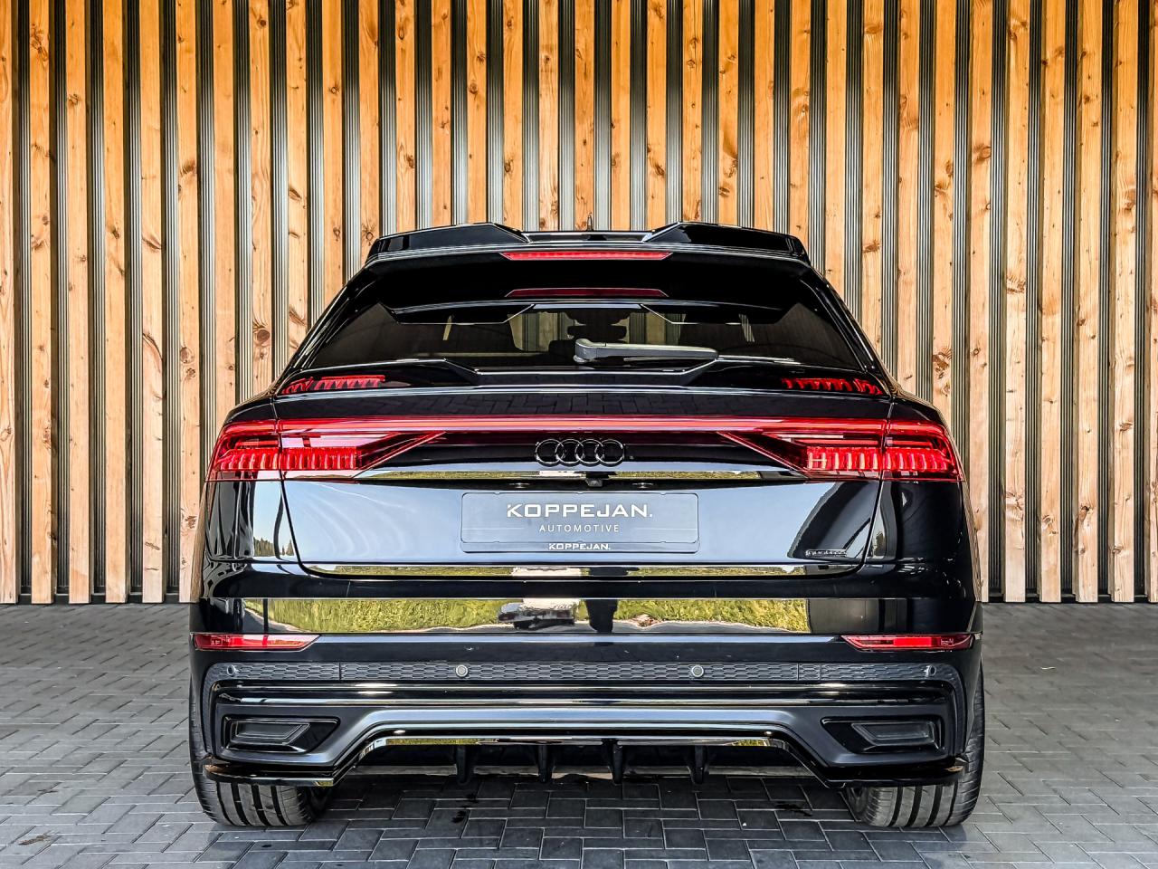 Audi Q8 60 TFSIe 462PK Quattro Pro Line S Competition | Audi occasion