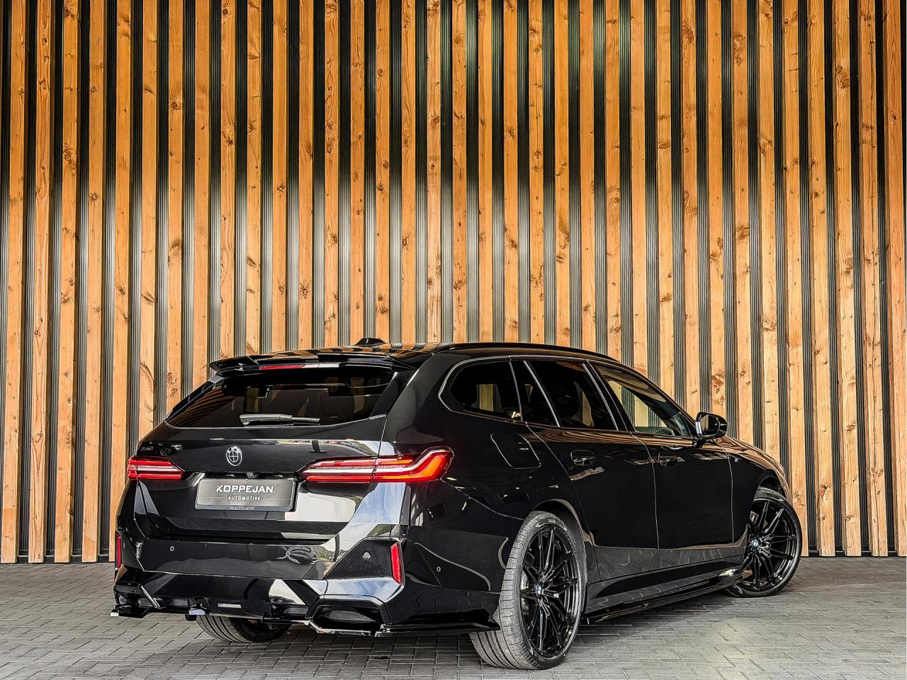 BMW 5 Serie Touring 550e xDrive 490PK M-Sport | BMW occasion