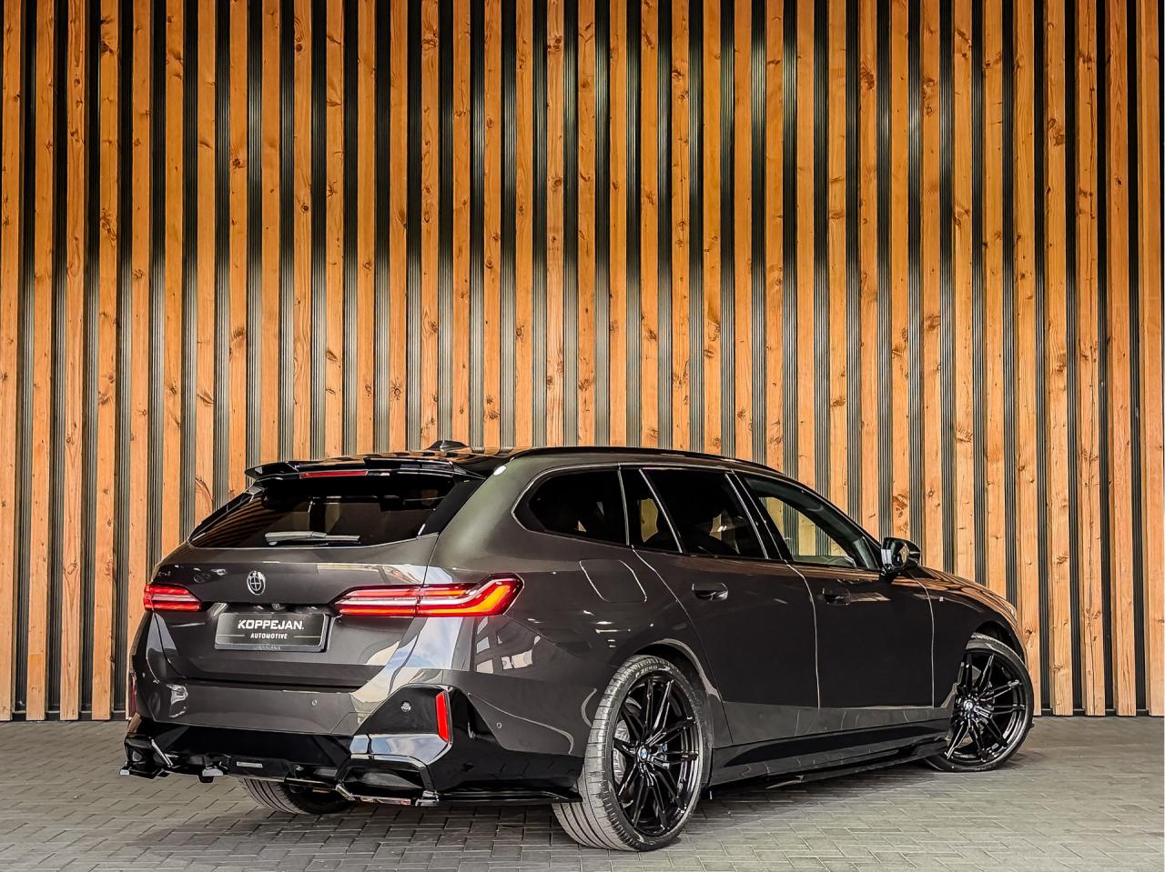 BMW 5 Serie Touring 550e xDrive 490PK M-Sport | BMW occasion
