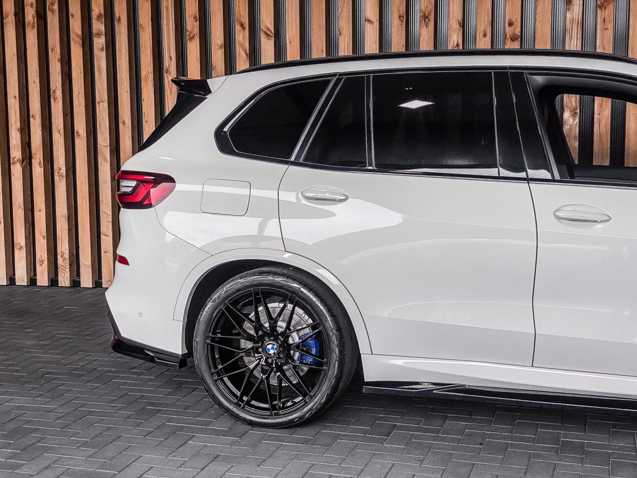 BMW X5 xDrive45e 394PK Automaat High Executive M-Sport | BMW occasion