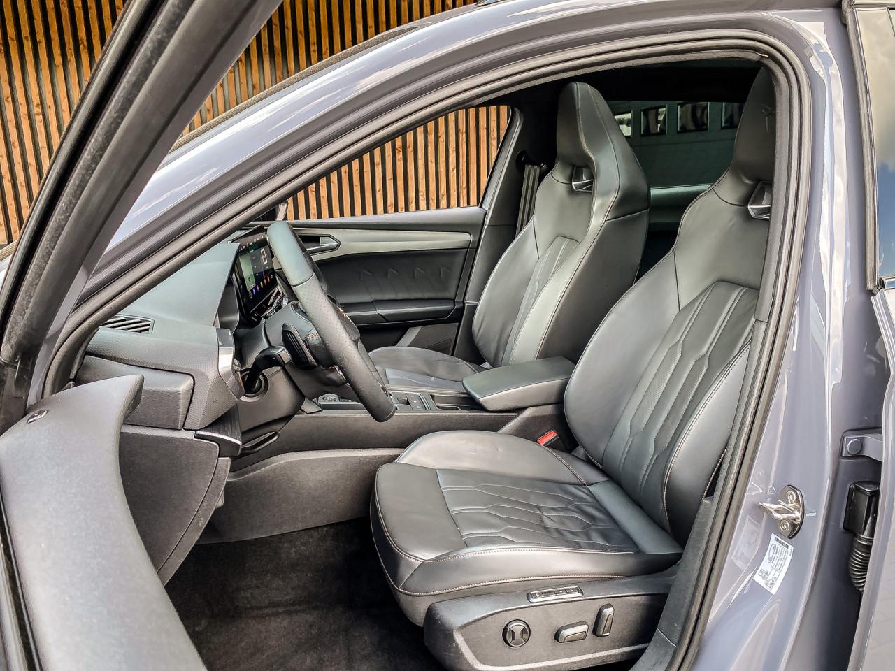 CUPRA Leon Sportstourer 1.4 e-Hybrid VZ 245PK Automaat | CUPRA occasion