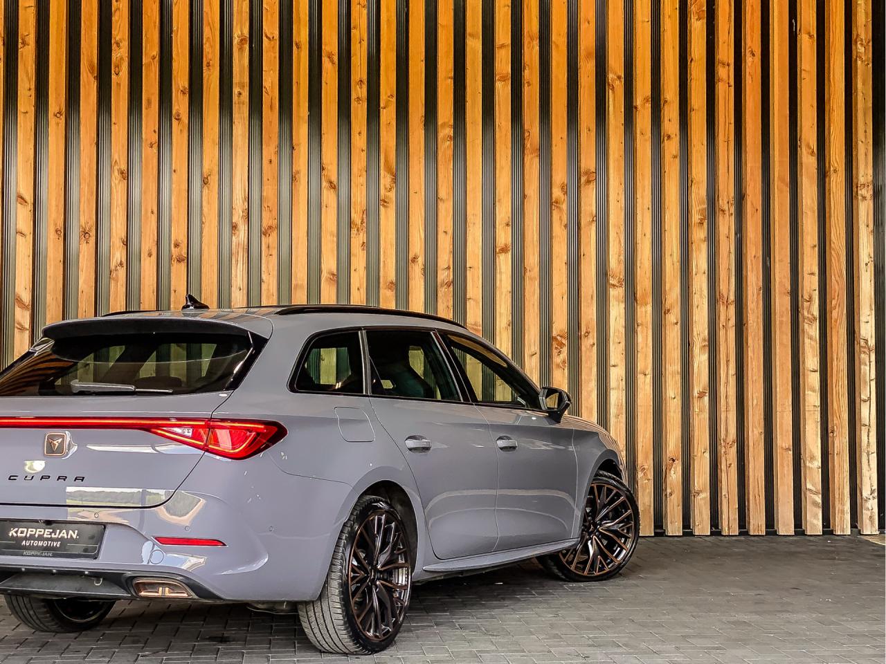 CUPRA Leon Sportstourer 1.4 e-Hybrid VZ 245PK Automaat | CUPRA occasion