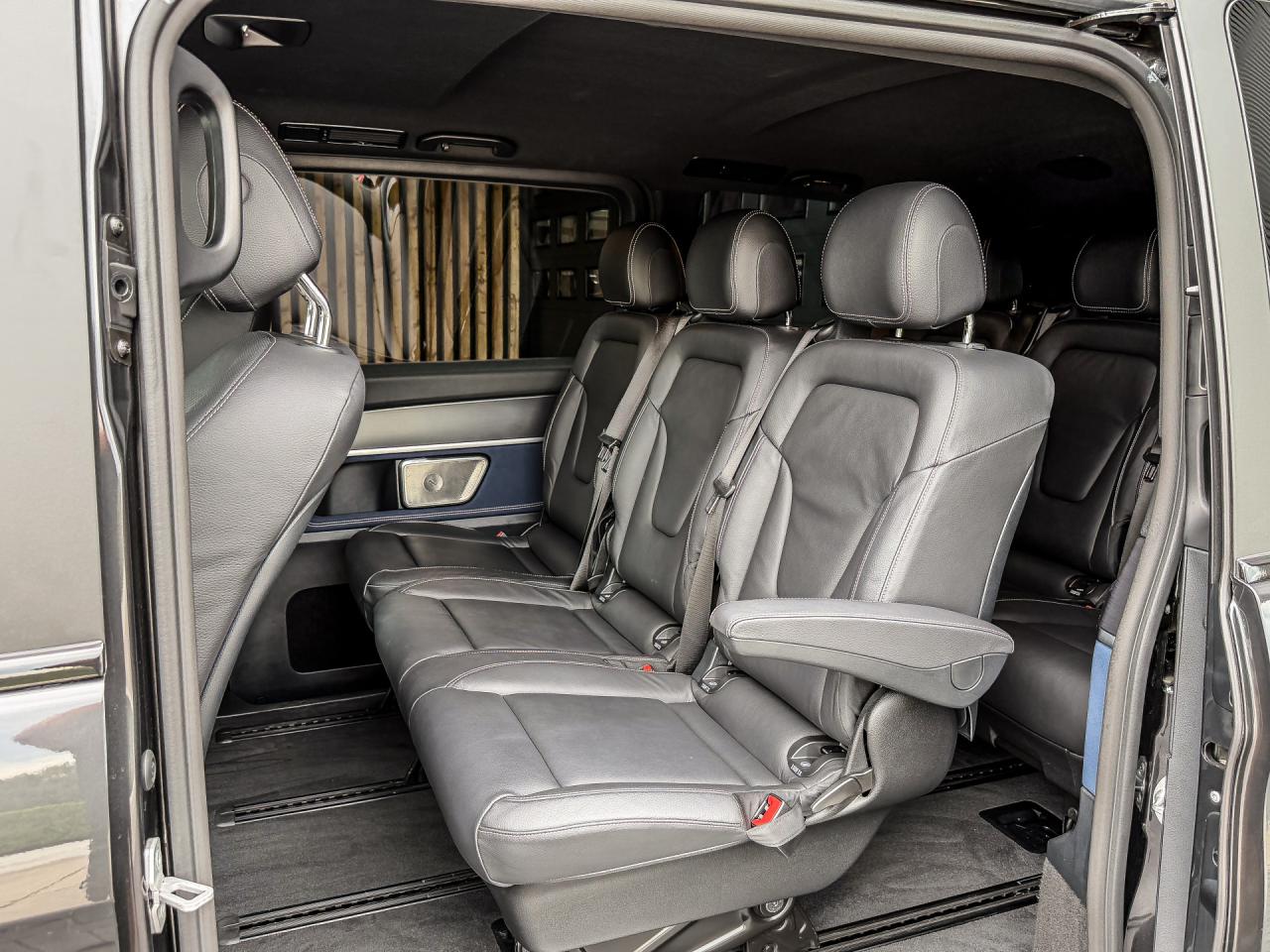 Mercedes-Benz EQV 300 AMG L2 90kWh 8-Persoons | Mercedes-Benz occasion