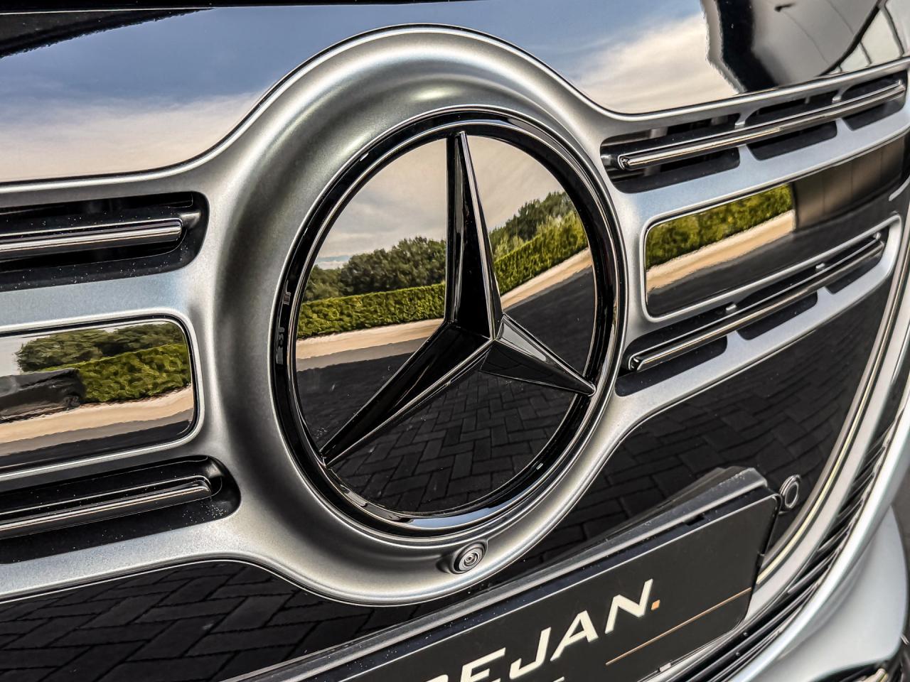 Mercedes-Benz EQV 300 AMG L2 90kWh 8-Persoons | Mercedes-Benz occasion