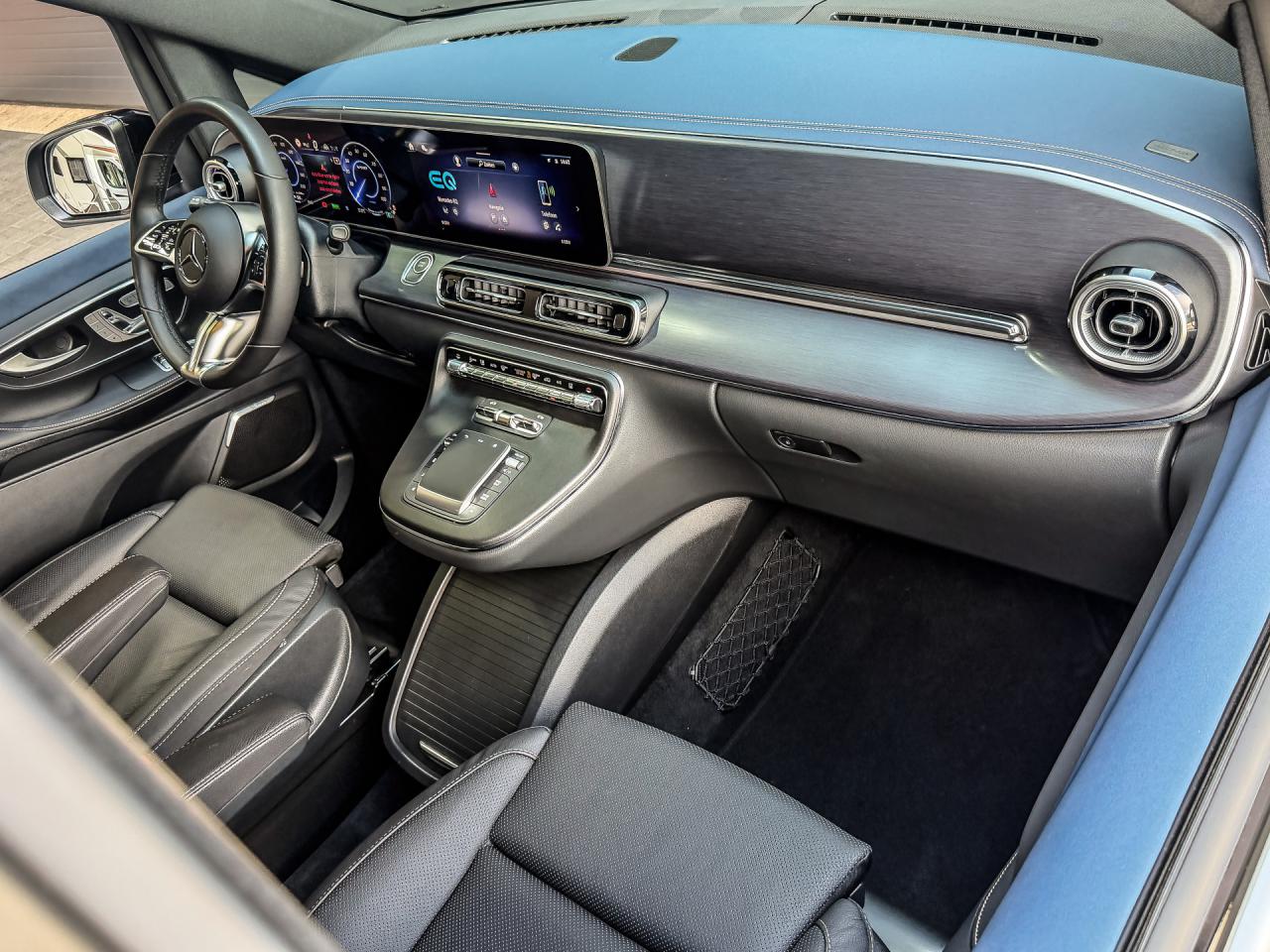Mercedes-Benz EQV 300 AMG L2 90kWh 8-Persoons | Mercedes-Benz occasion