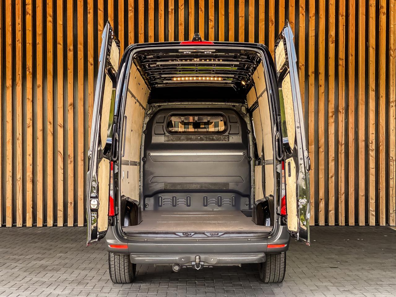 Mercedes-Benz Sprinter 317 CDI 170PK Automaat L2H2 | Mercedes-Benz occasion