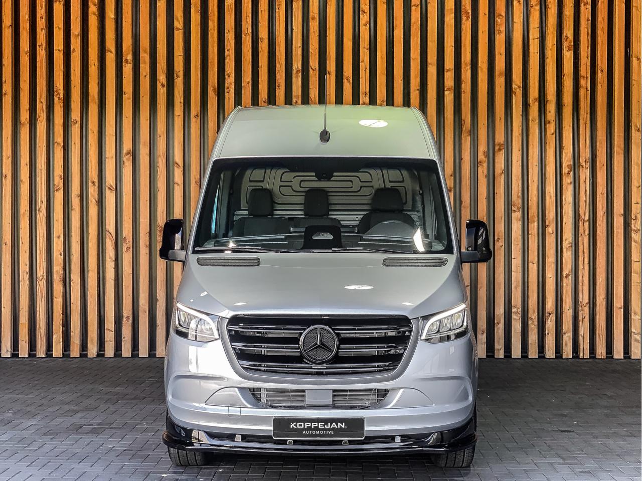 Mercedes-Benz Sprinter 319 CDI 190PK Automaat L2H2 | Mercedes-Benz occasion