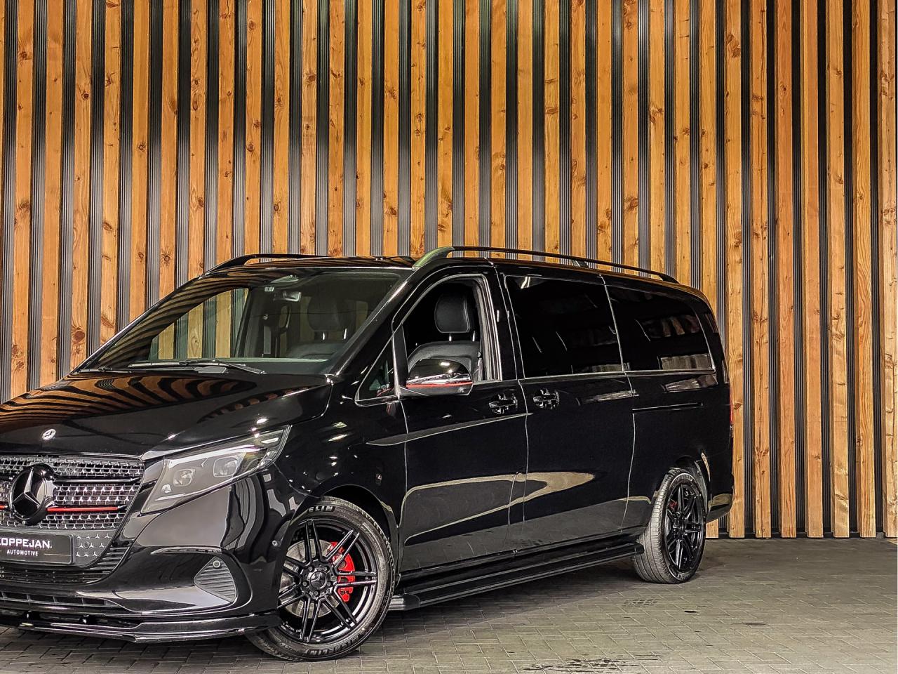 Mercedes-Benz V-Klasse 300d Extra Lang Avantgarde Dubbele Cabine | Mercedes-Benz occasion
