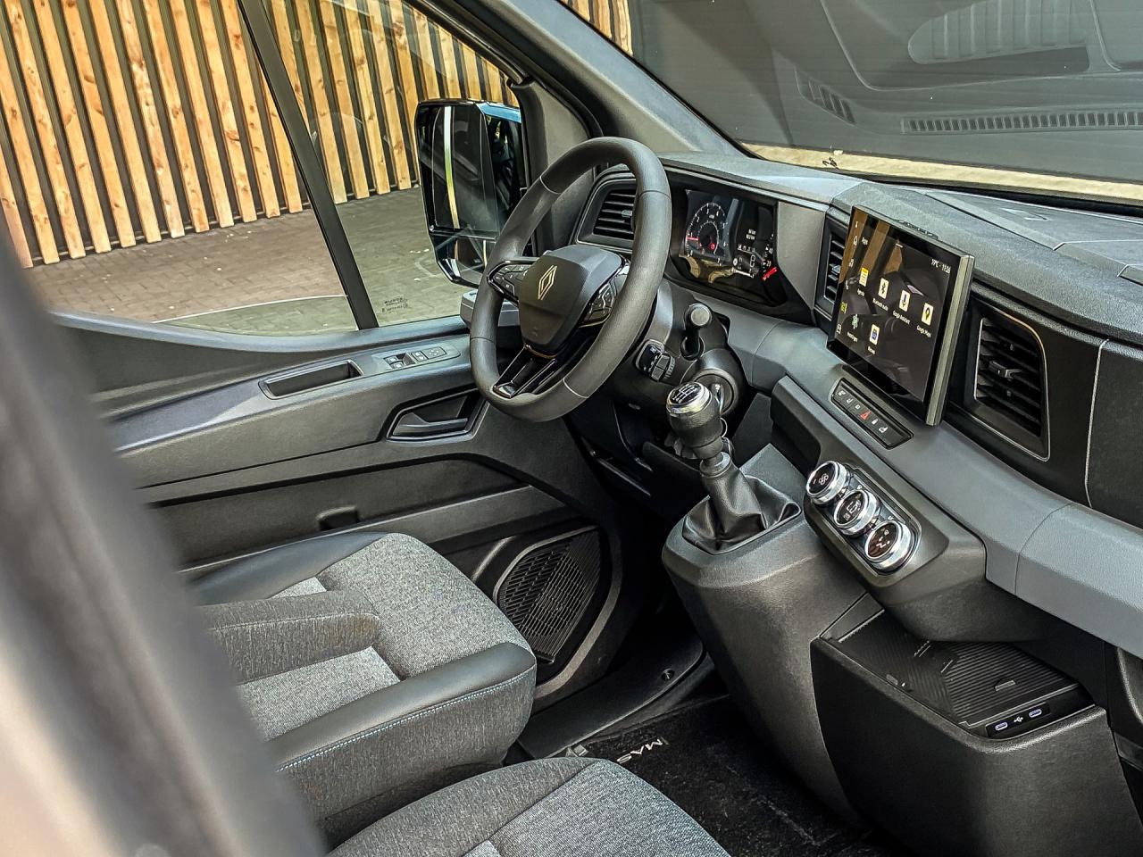 Renault Master T35 2.0 dCi 170PK L2H2 Extra | Renault occasion